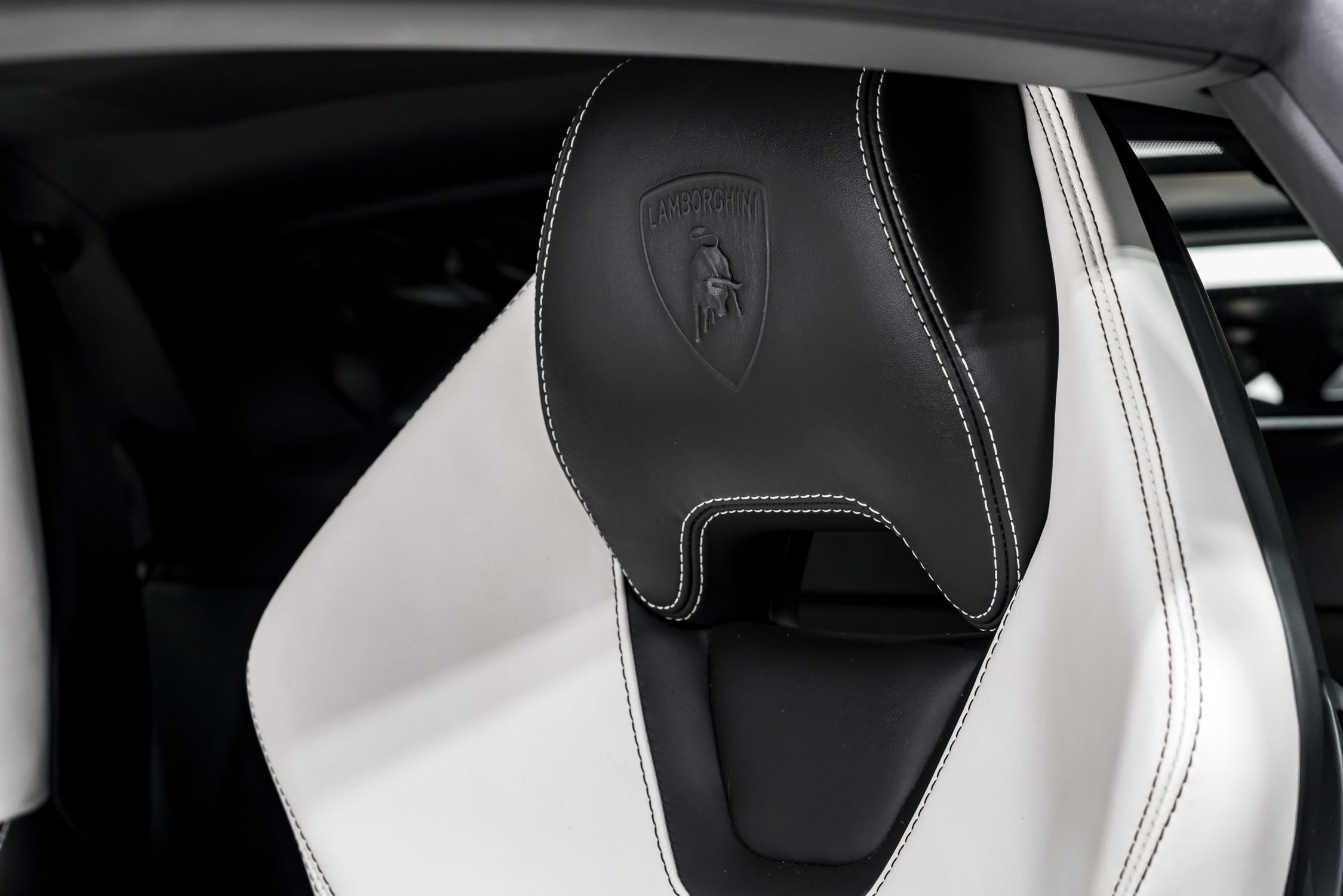 used 2015 Lamborghini Huracan LP610-4 Coupe car, priced at $219,999