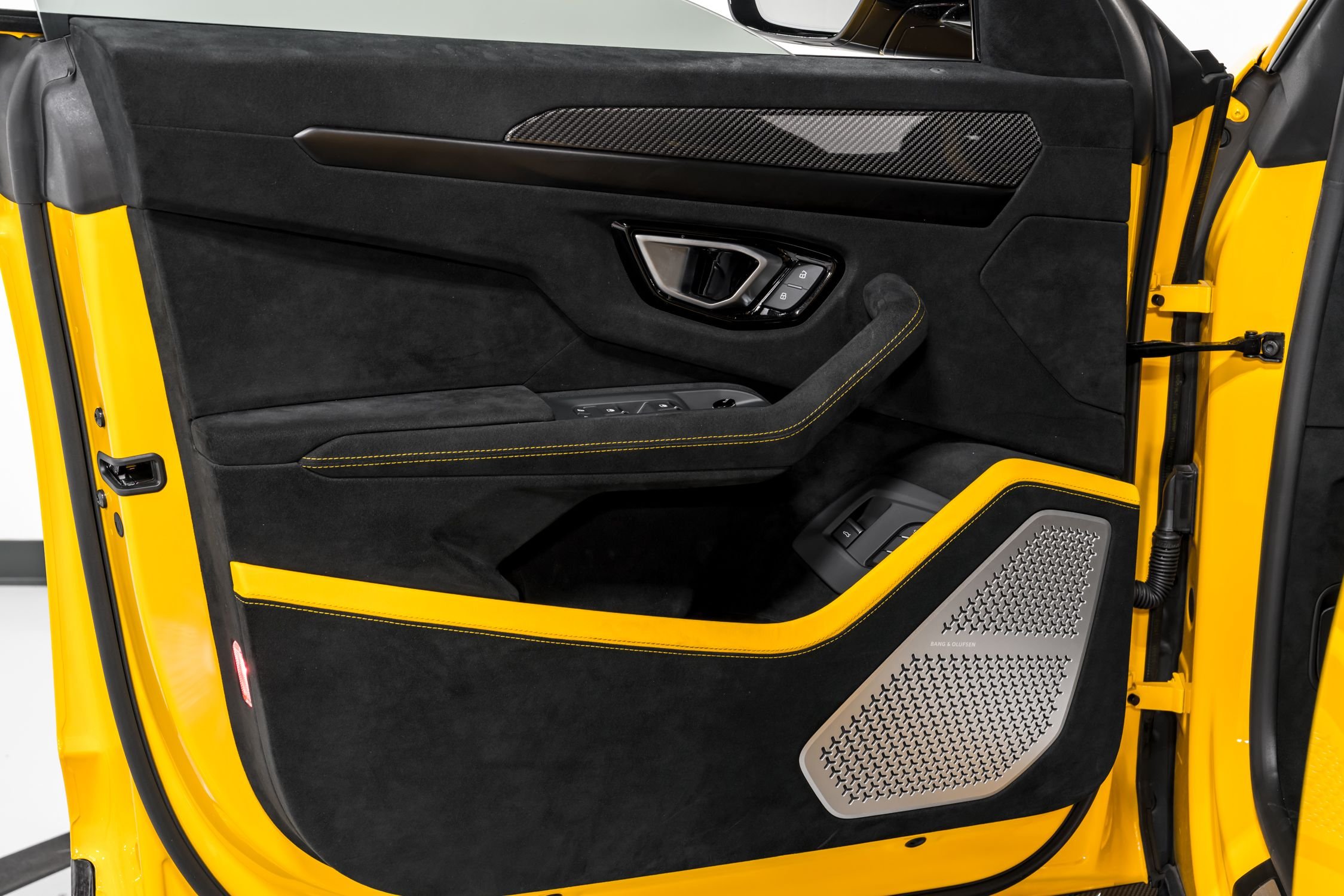used 2023 Lamborghini Urus Performante car, priced at $279,999
