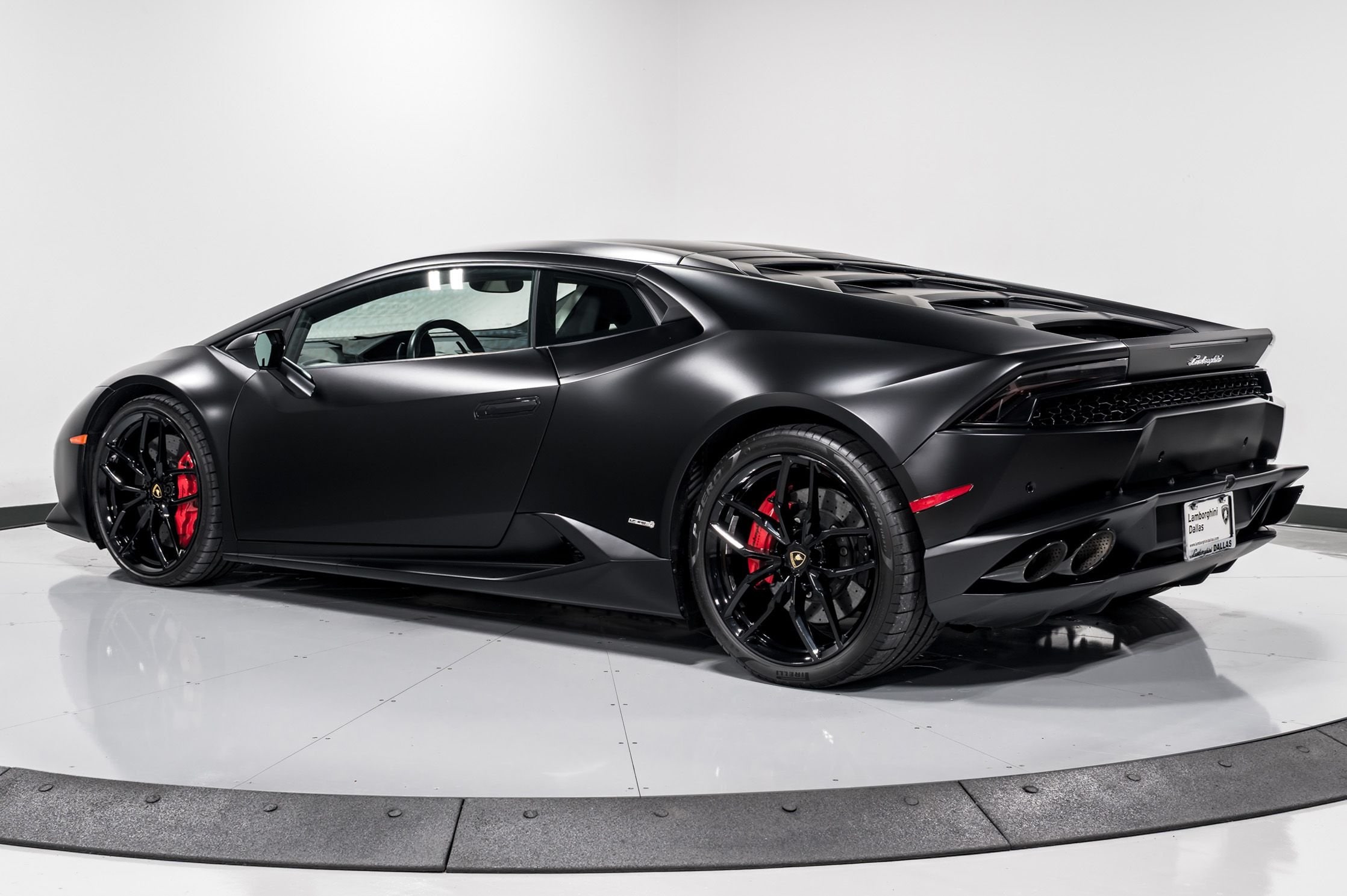 used 2015 Lamborghini Huracan LP610-4 Coupe car, priced at $219,999