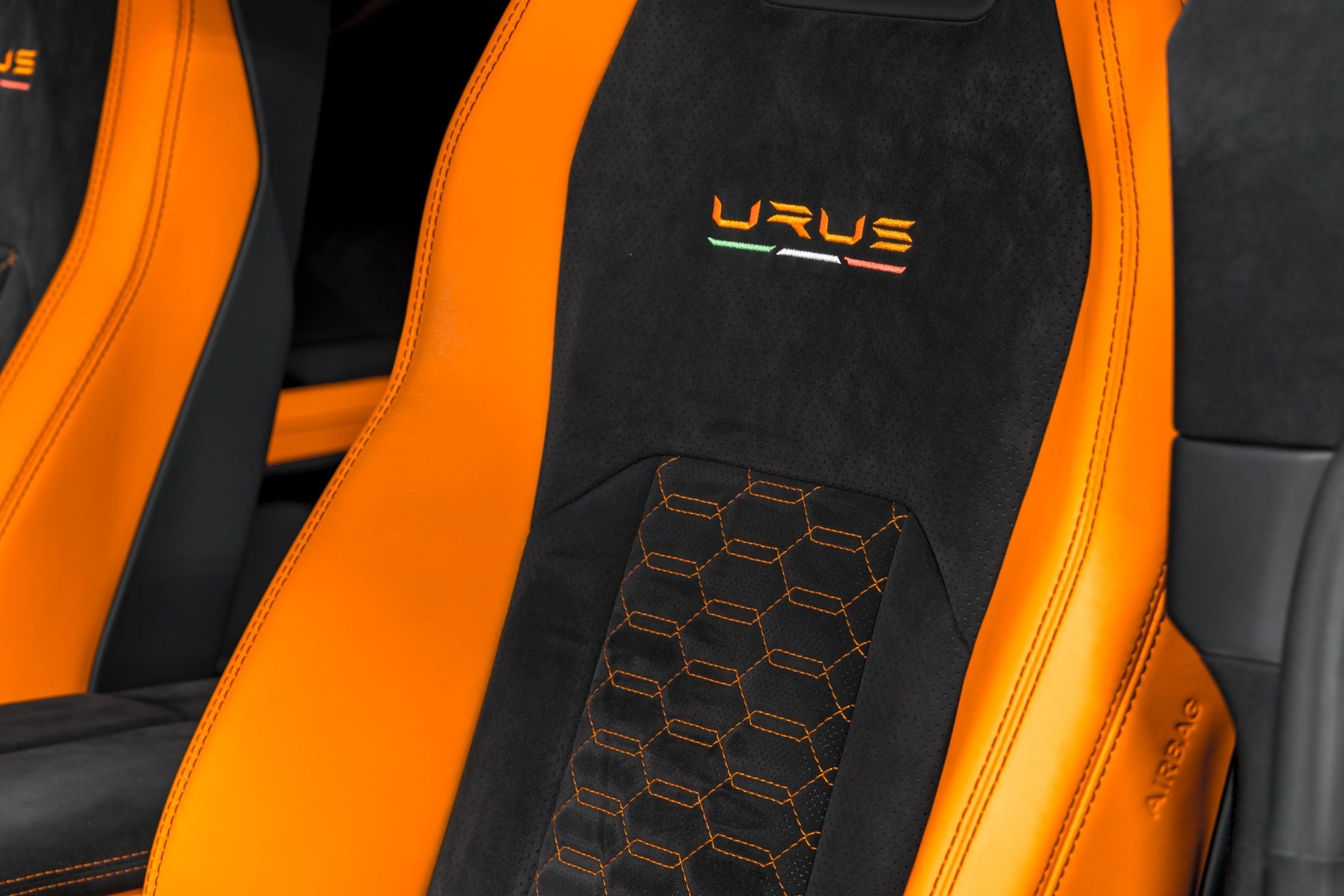 used 2022 Lamborghini Urus car, priced at $234,999