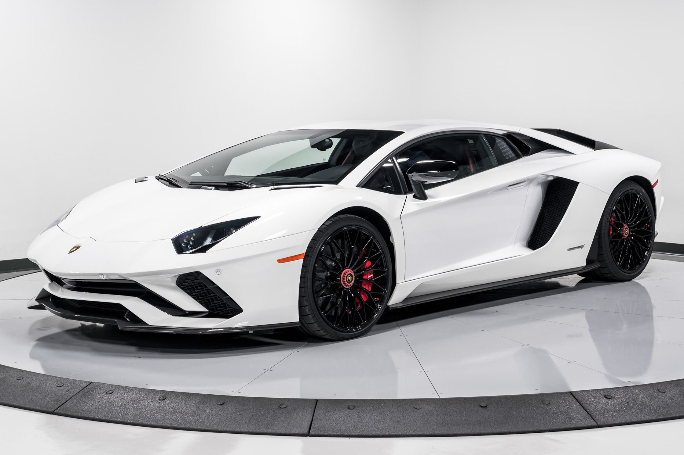 used 2018 Lamborghini Aventador S car, priced at $419,999