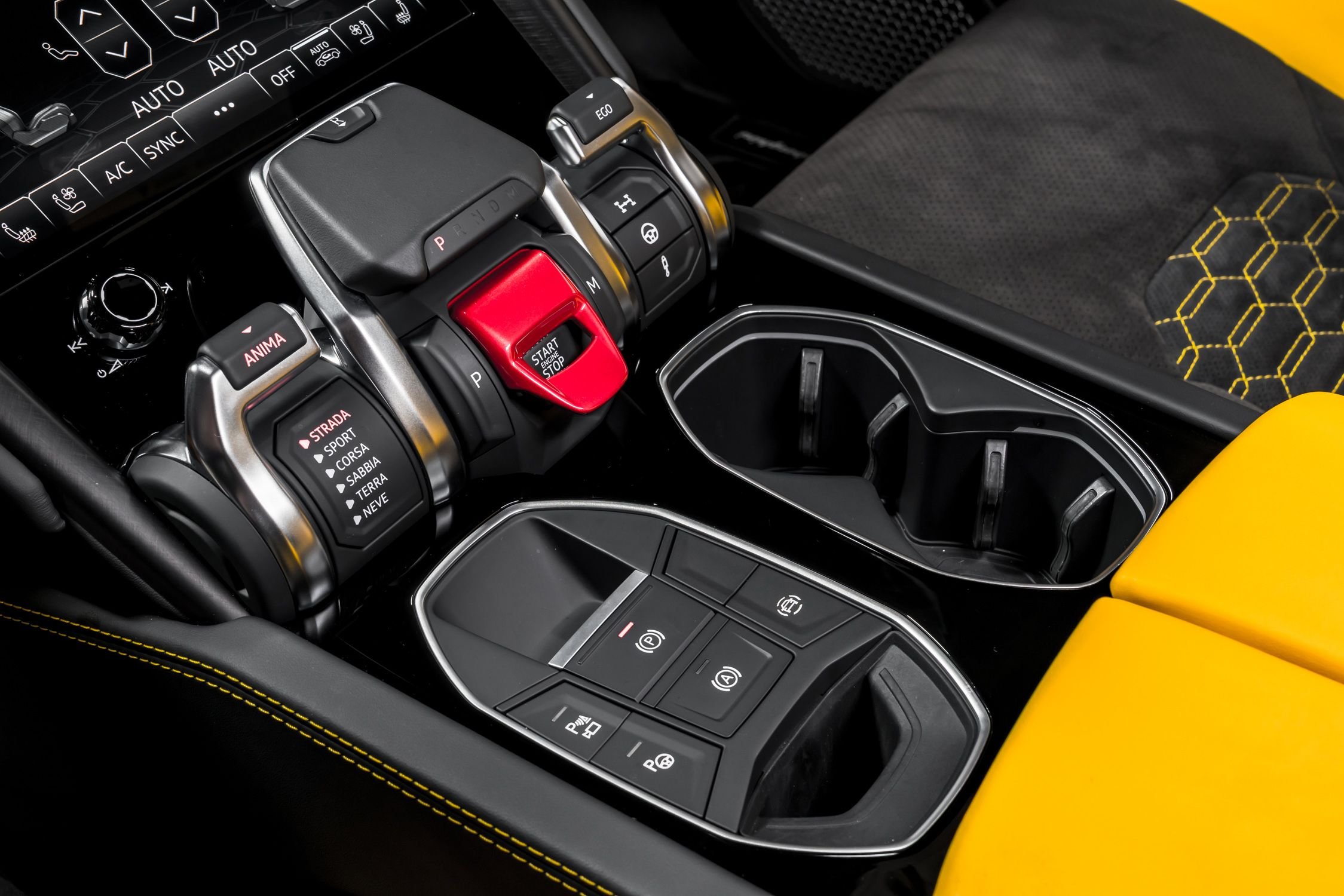 used 2022 Lamborghini Urus car, priced at $239,999