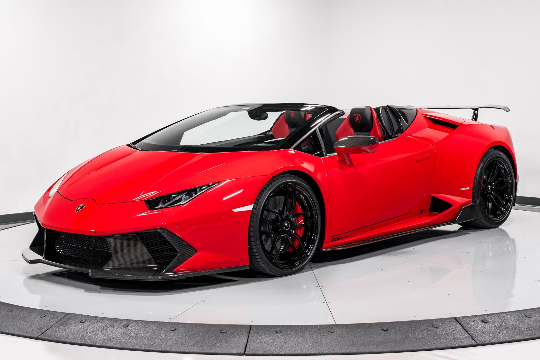 used 2017 Lamborghini Huracan LP610-4 Spyder car, priced at $259,999