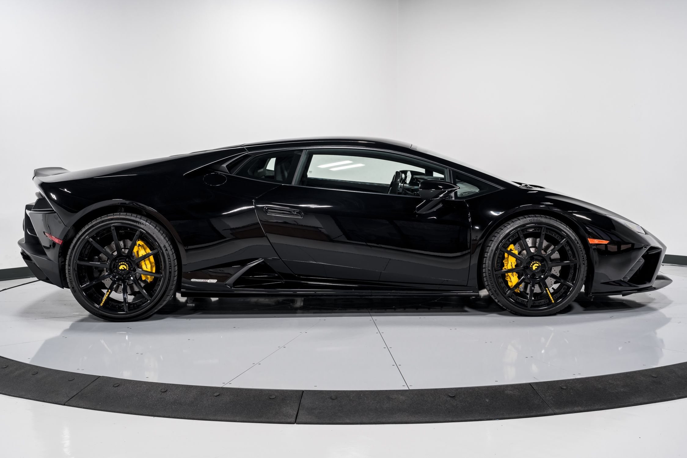 used 2021 Lamborghini Huracan EVO Coupe RWD car, priced at $259,999