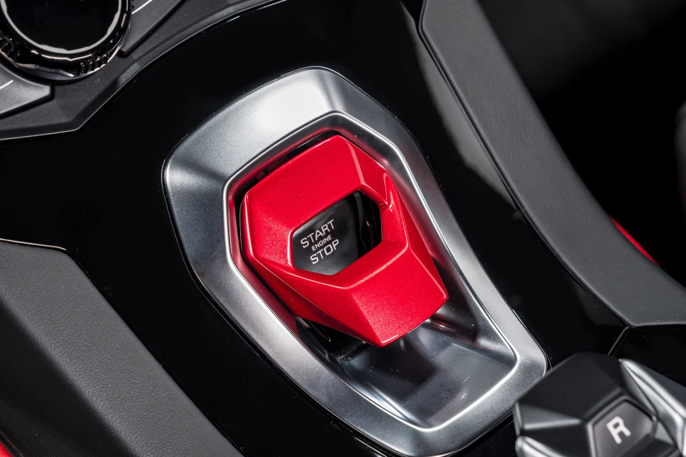 used 2019 Lamborghini Huracan LP610-4 Coupe car, priced at $239,999