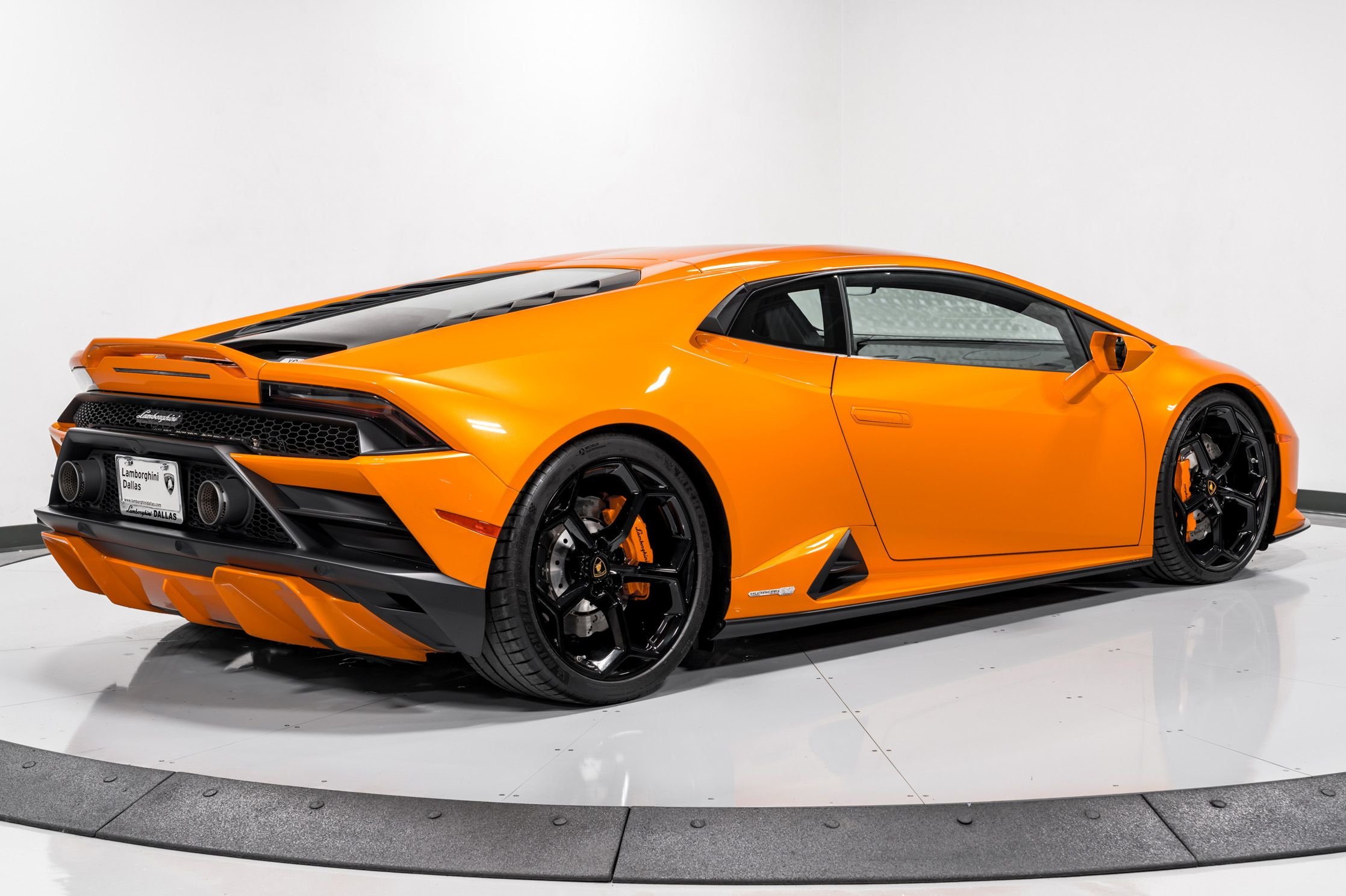 used 2022 Lamborghini Huracan EVO 2WD car, priced at $279,999