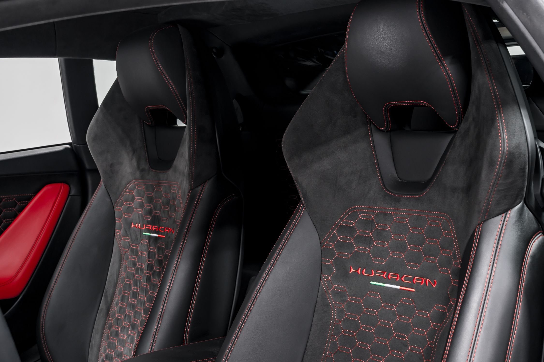 used 2019 Lamborghini Huracan LP610-4 Coupe car, priced at $239,999