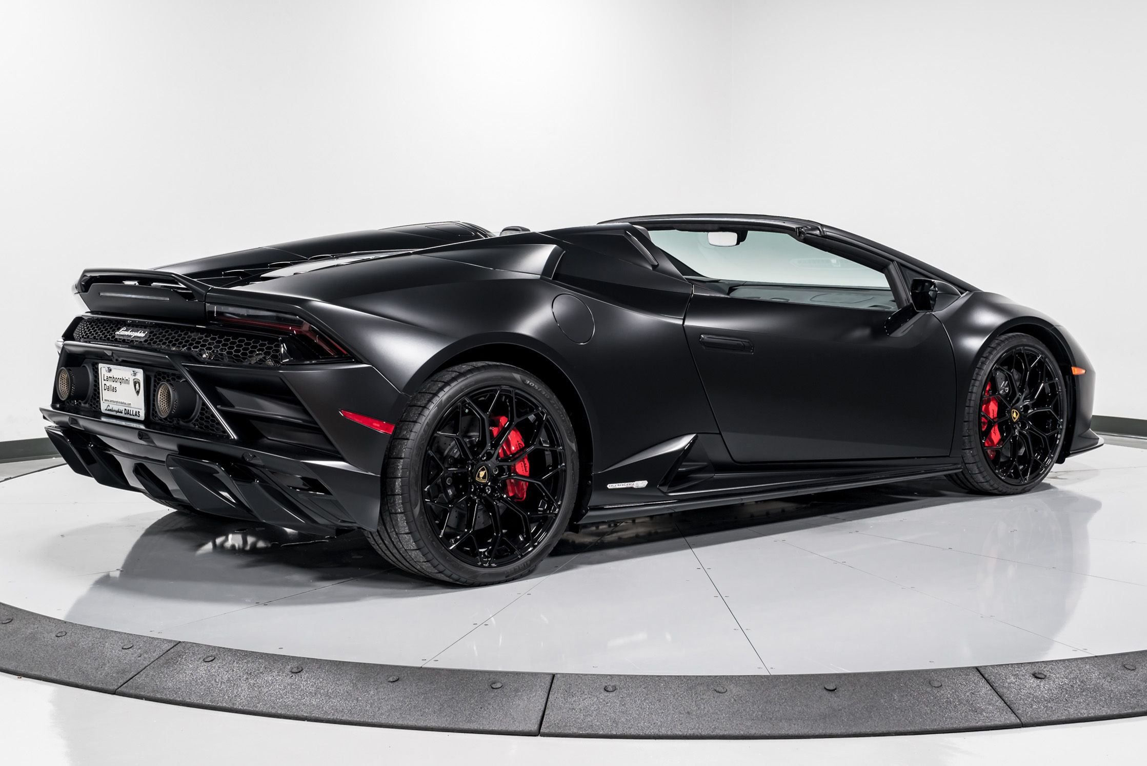 used 2022 Lamborghini Huracan EVO Spyder car, priced at $304,999