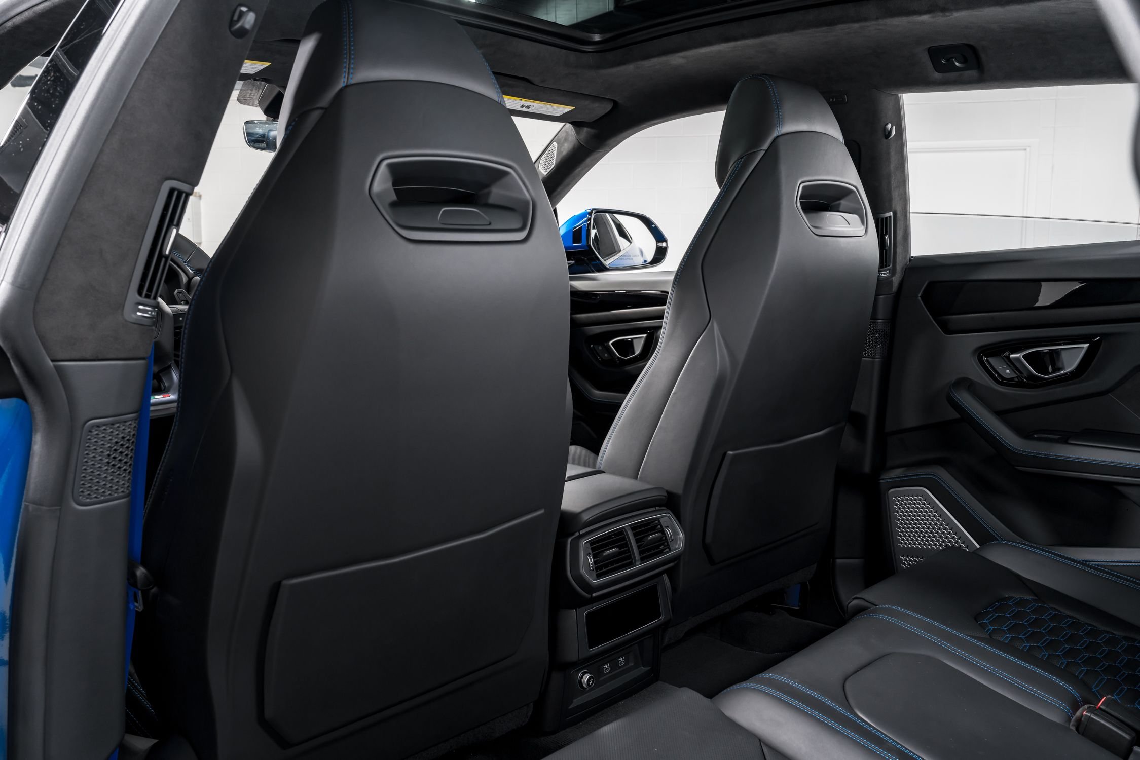used 2024 Lamborghini Urus S car, priced at $259,999