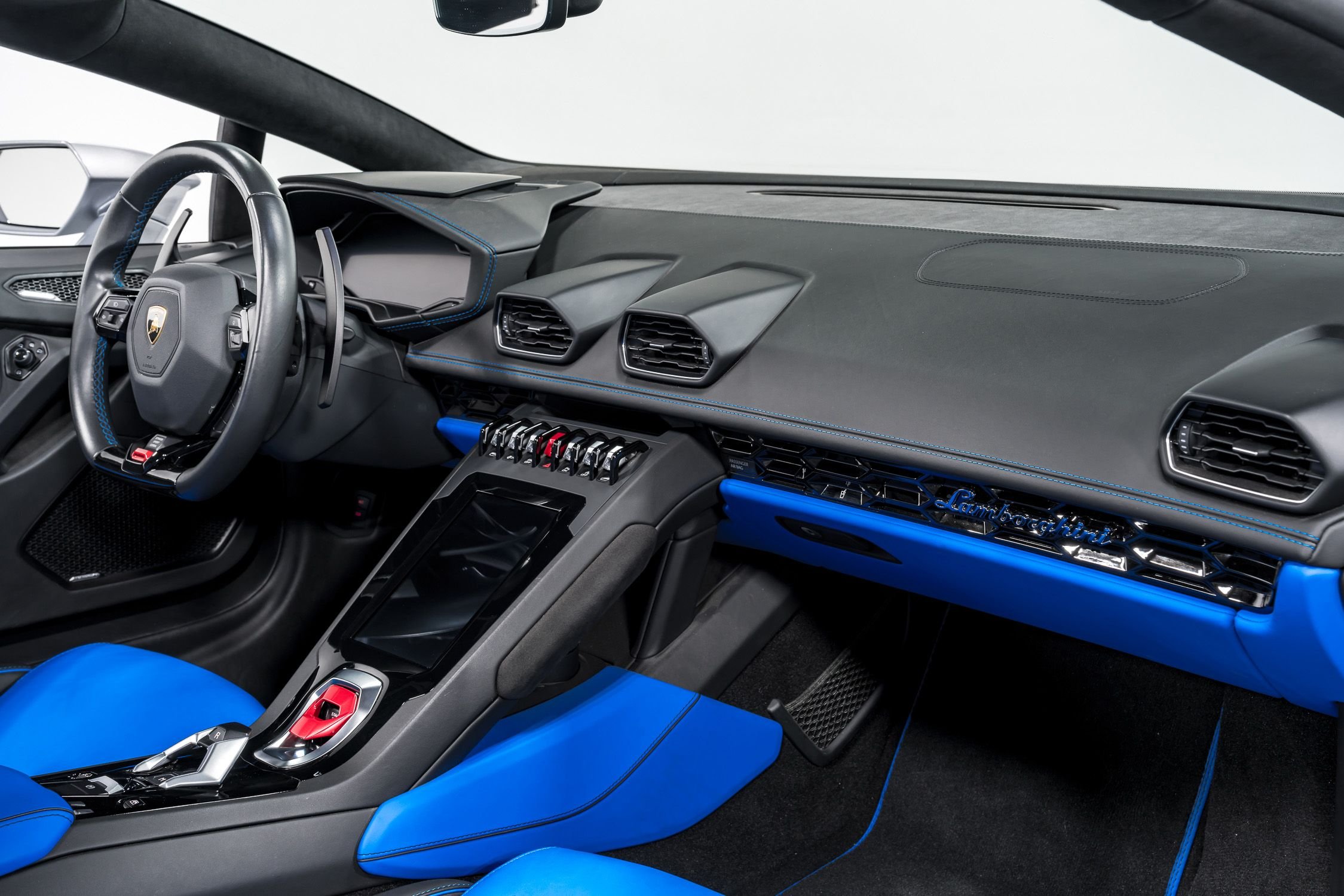 used 2021 Lamborghini Huracan EVO Spyder car, priced at $279,999