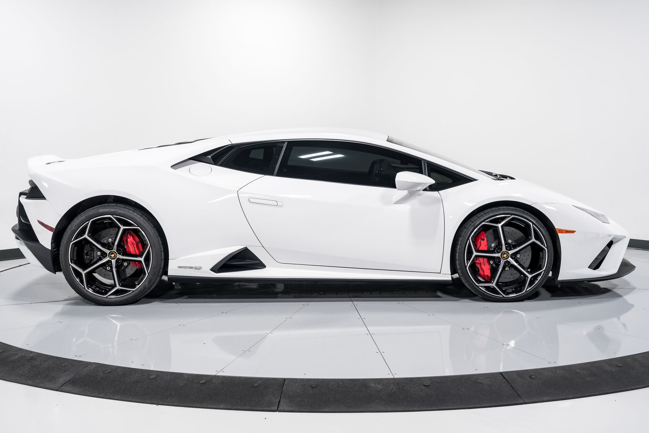 used 2023 Lamborghini Huracan EVO Coupe RWD car, priced at $294,999