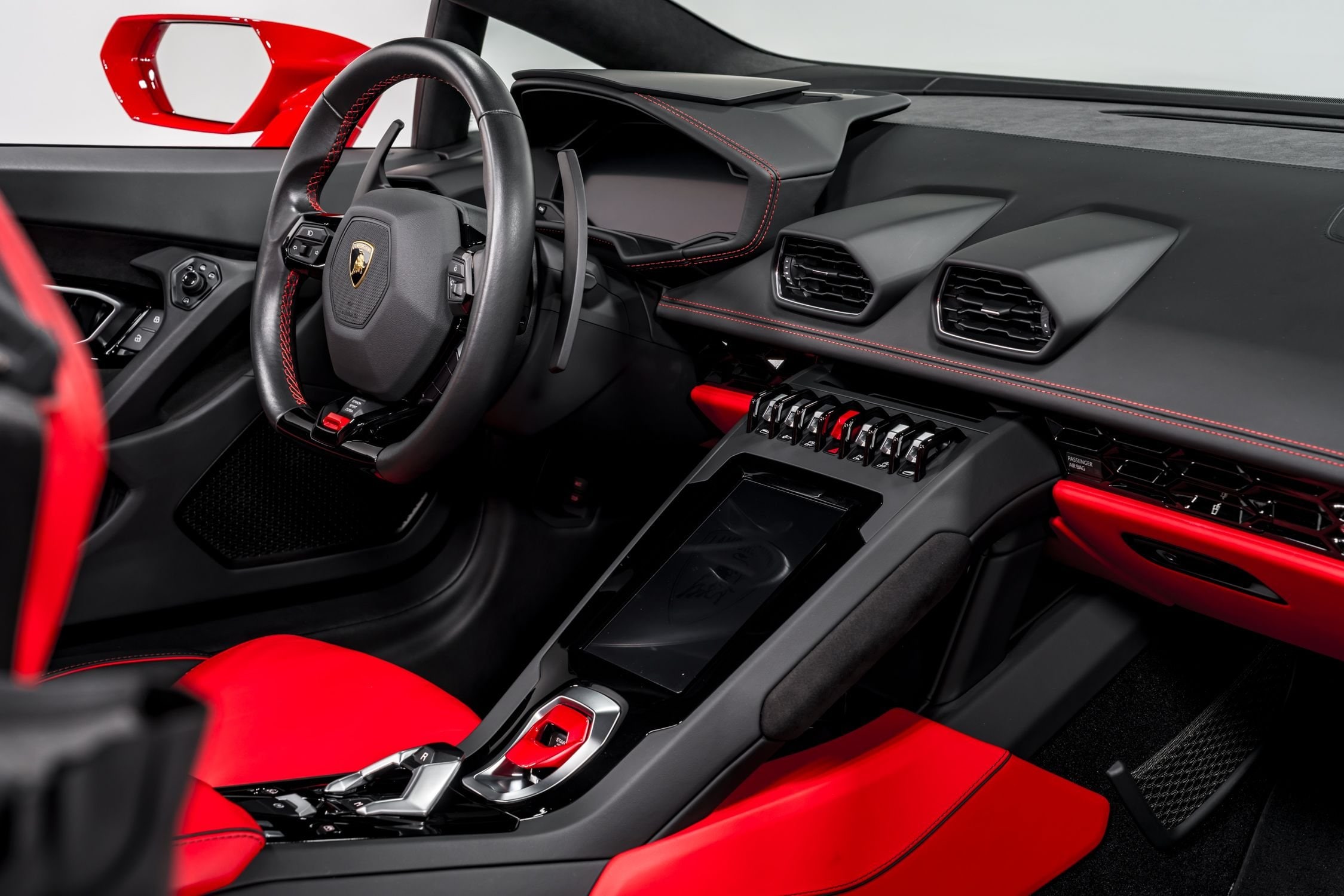 used 2023 Lamborghini Huracan EVO Spyder car, priced at $324,999