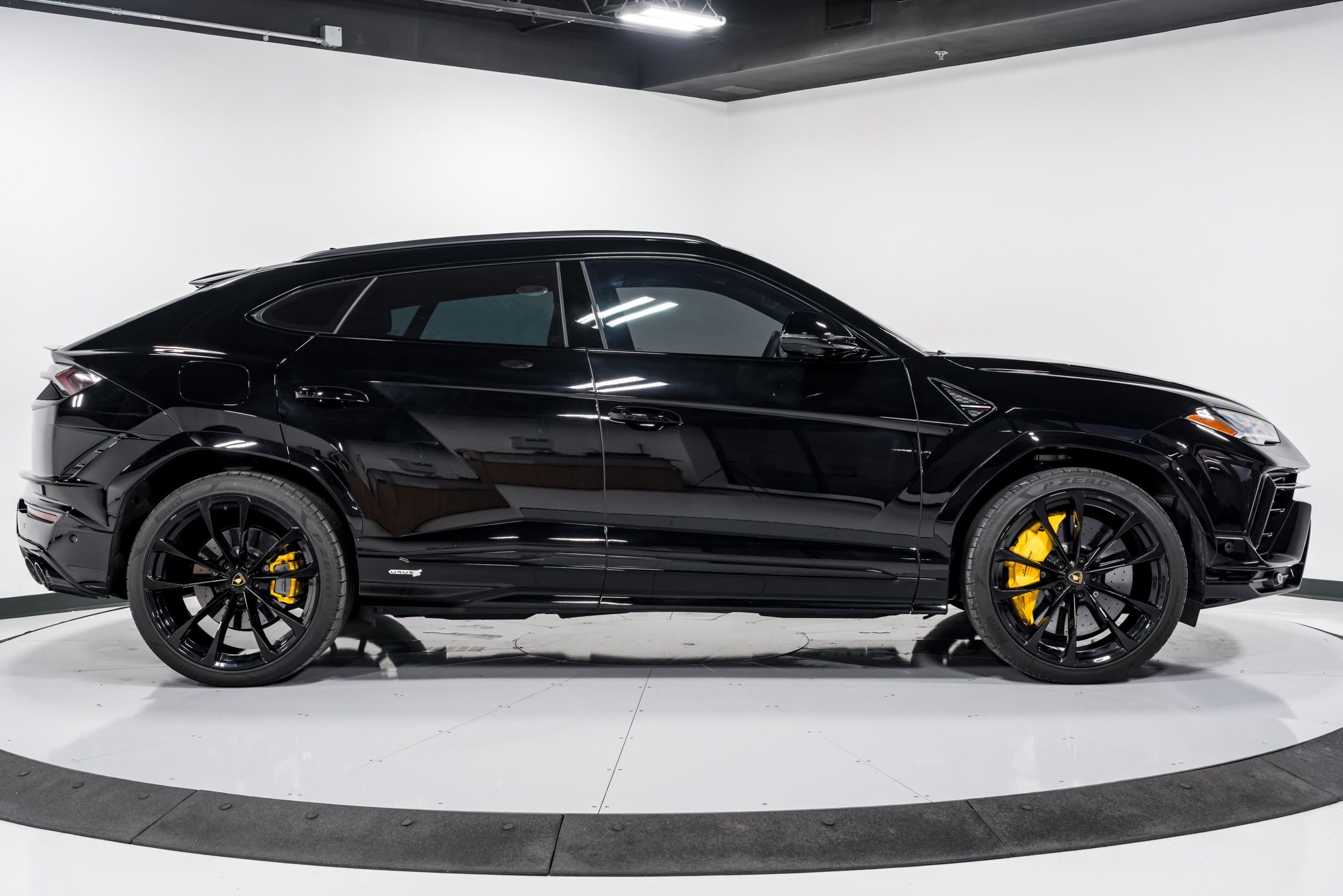 used 2024 Lamborghini Urus S car, priced at $269,999