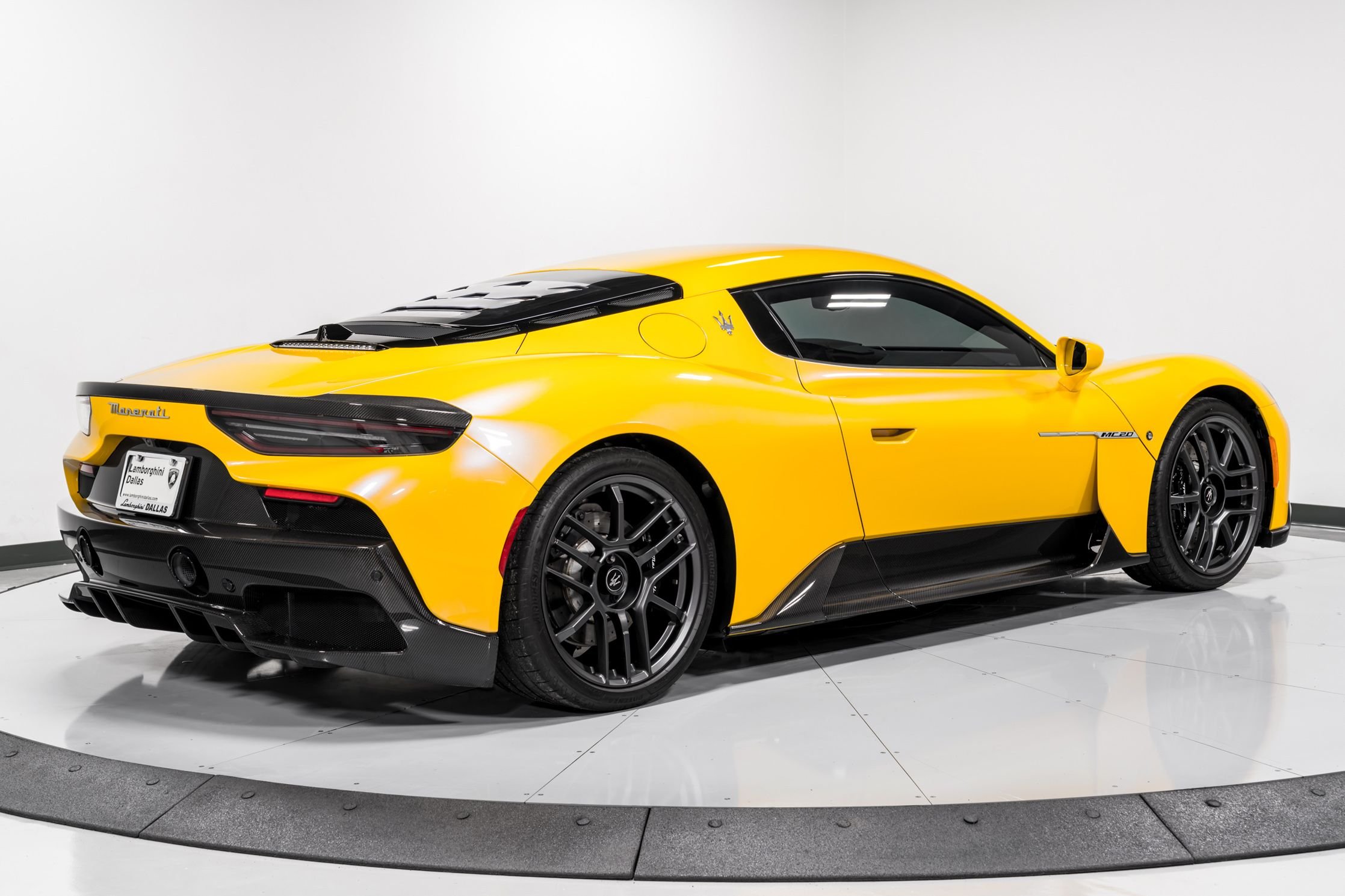 used 2022 Maserati MC20 car, priced at $187,999