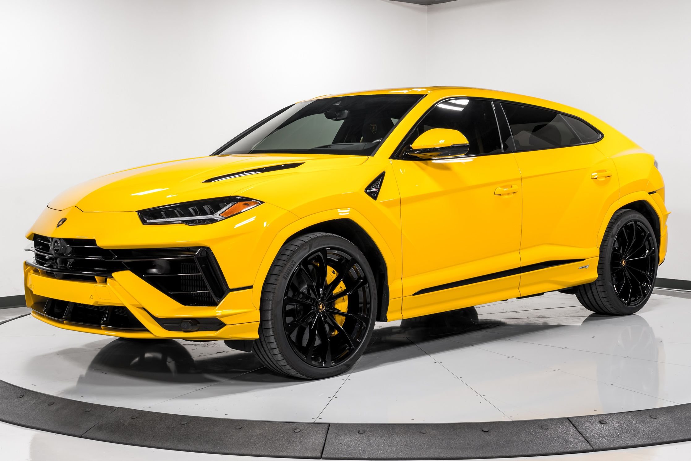 used 2023 Lamborghini Urus S car, priced at $249,999