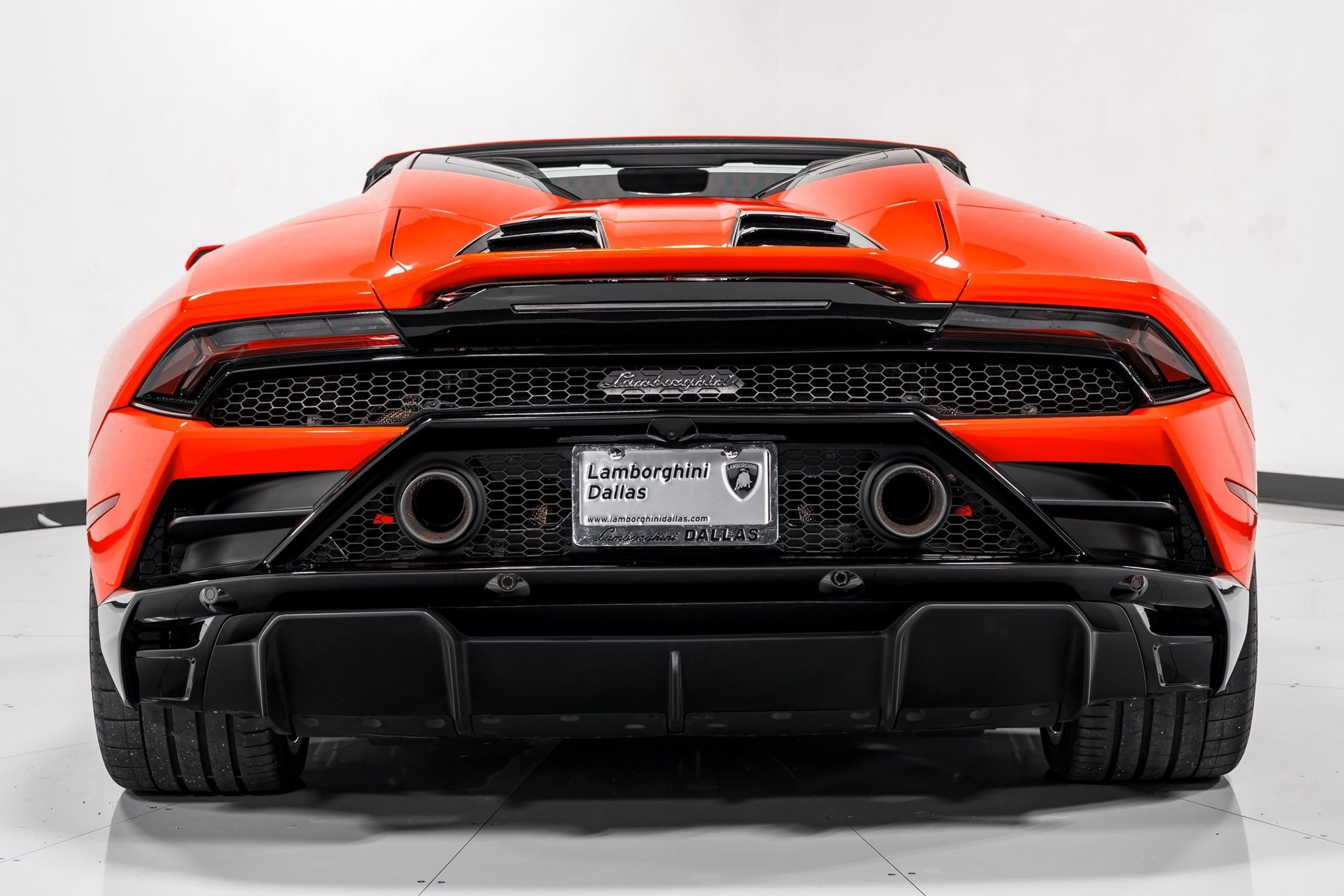 used 2023 Lamborghini Huracan EVO-2 Spyder car, priced at $314,999