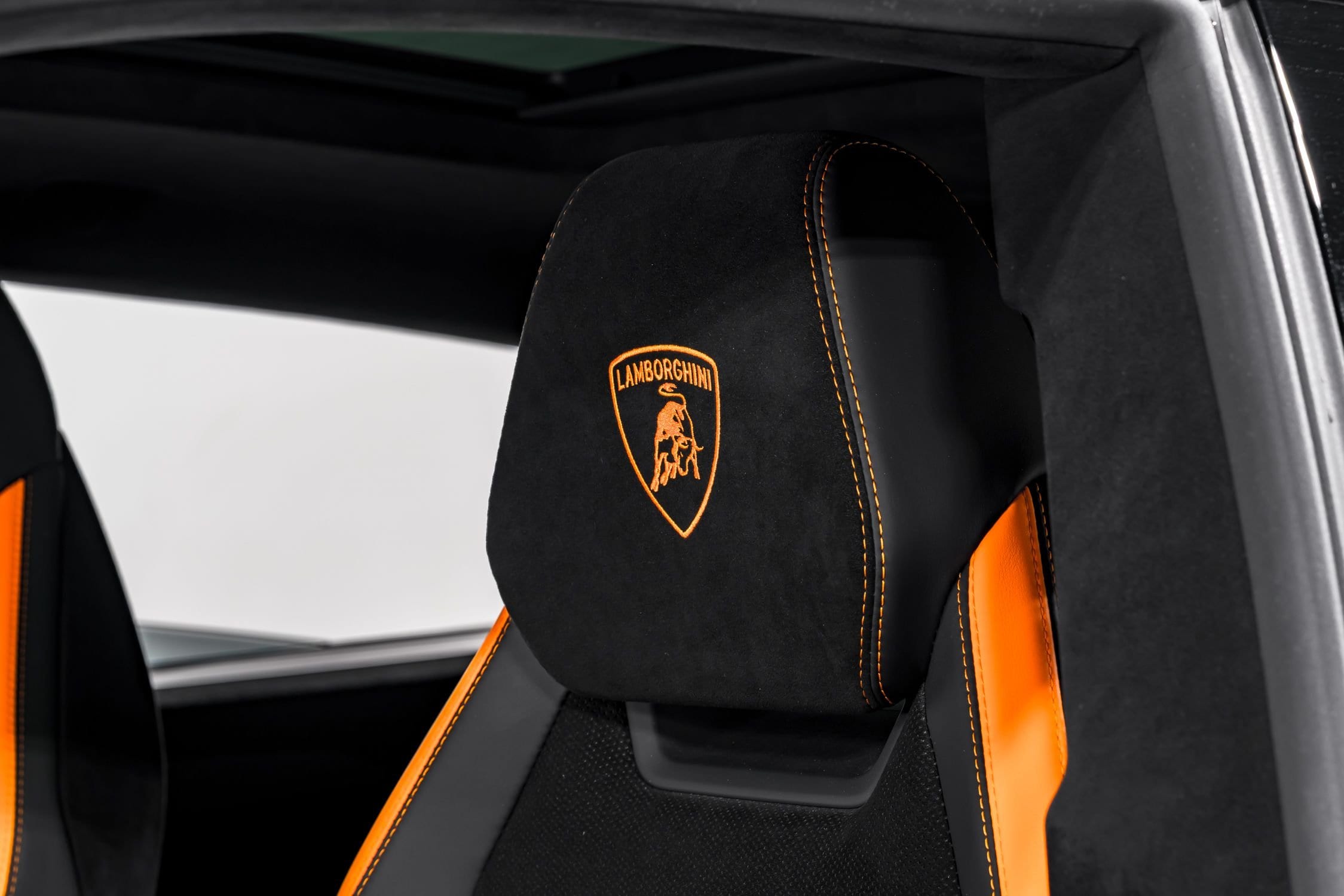 used 2024 Lamborghini Urus Performante car, priced at $309,999