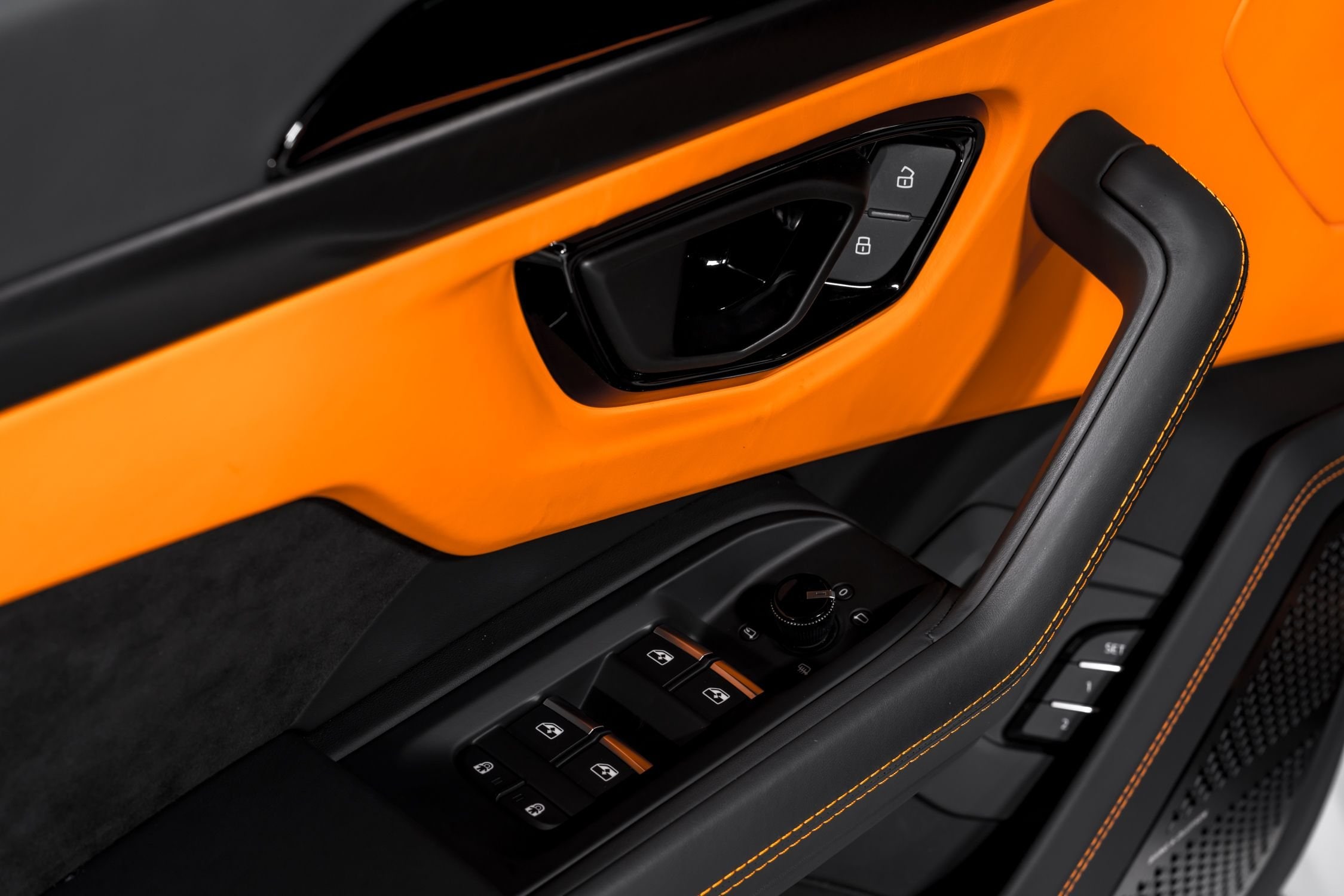 used 2024 Lamborghini Urus S car, priced at $269,999