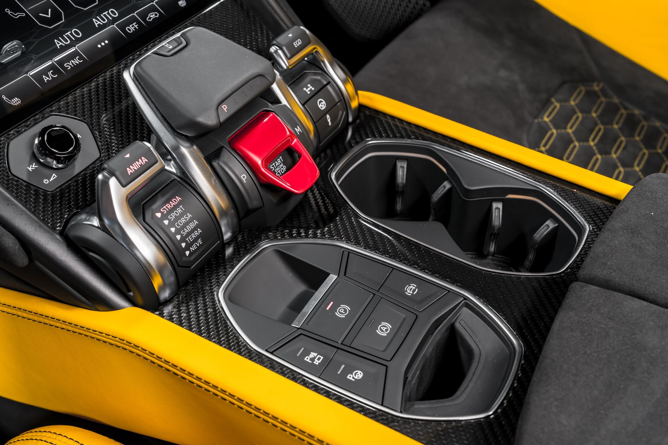 used 2021 Lamborghini Urus car, priced at $219,999