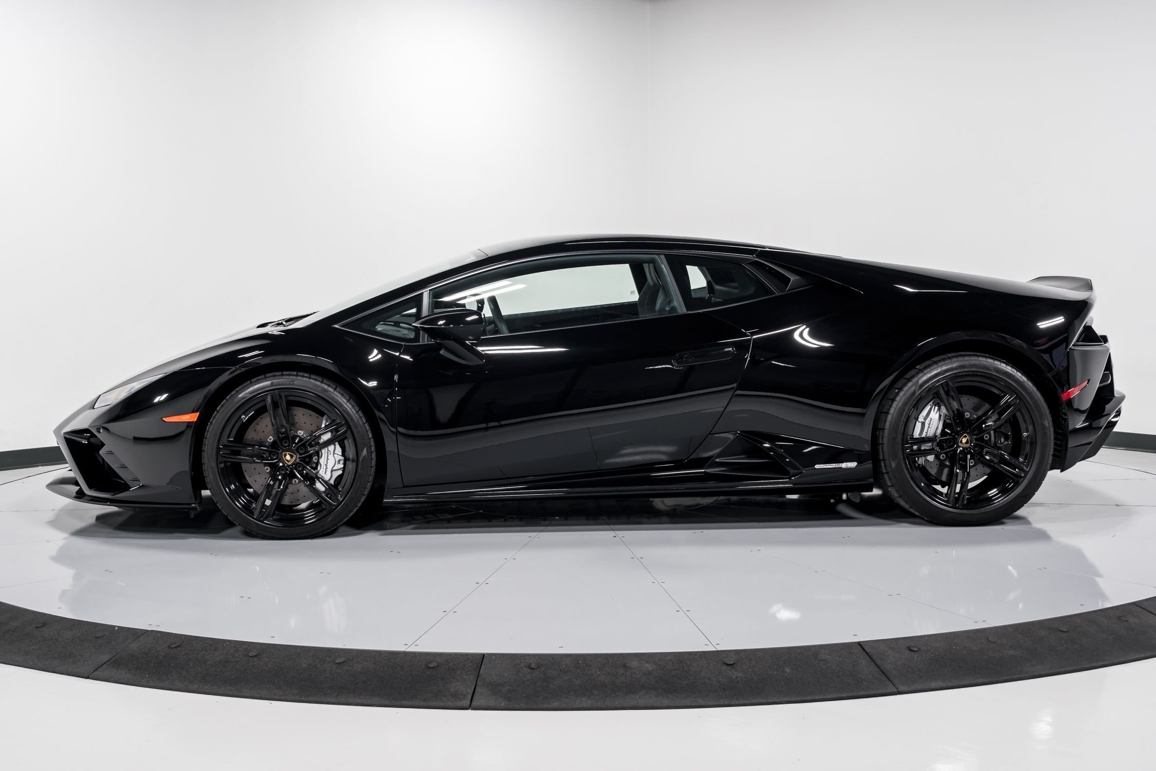 used 2020 Lamborghini Huracan EVO Coupe RWD car, priced at $259,999