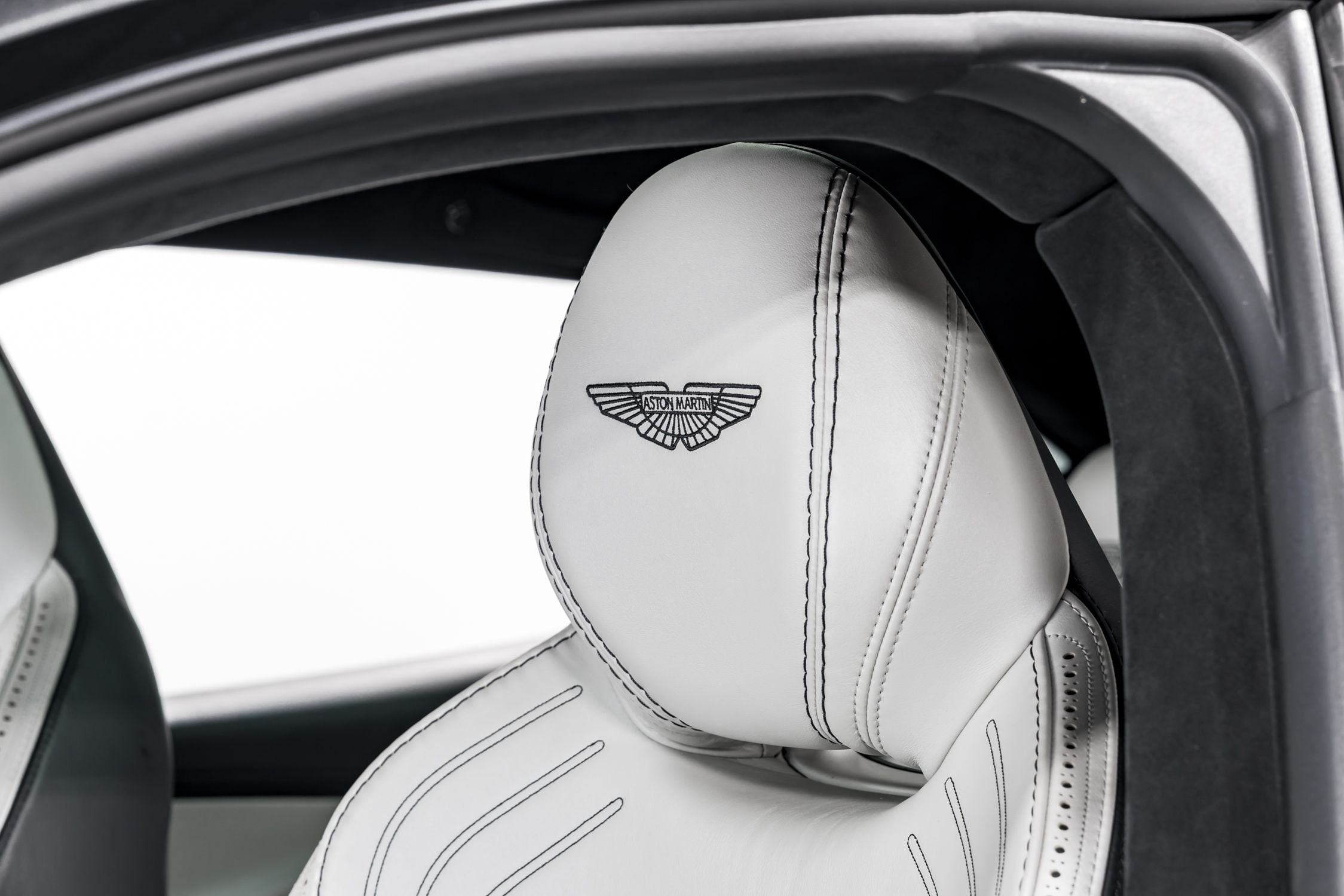 used 2021 Aston Martin DBX car, priced at $99,999