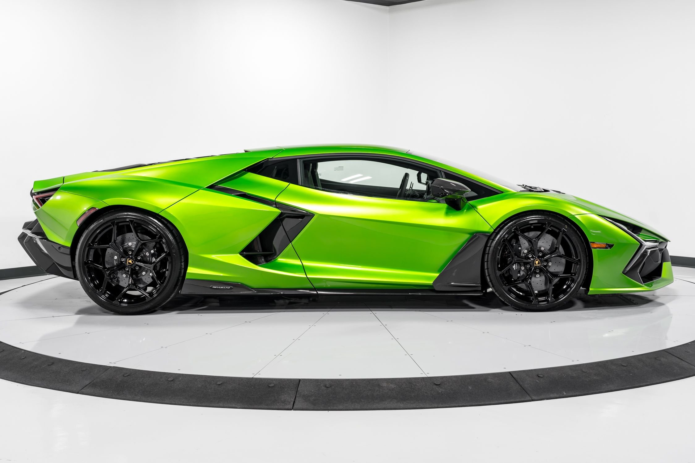used 2024 Lamborghini Revuelto car, priced at $749,999