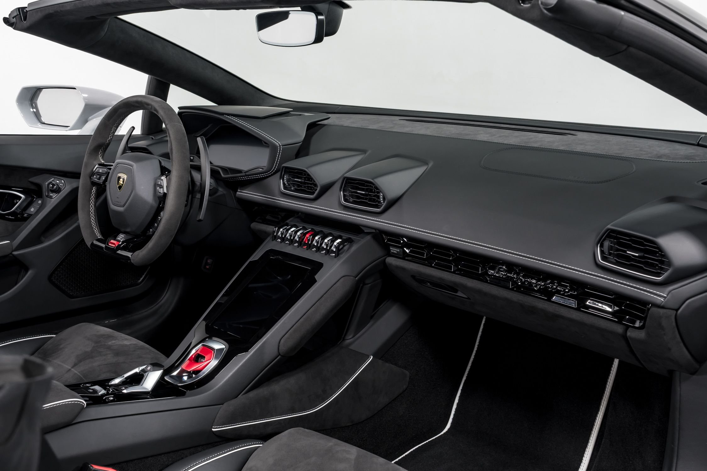 used 2020 Lamborghini Huracan Evo Spyder AWD car, priced at $289,999