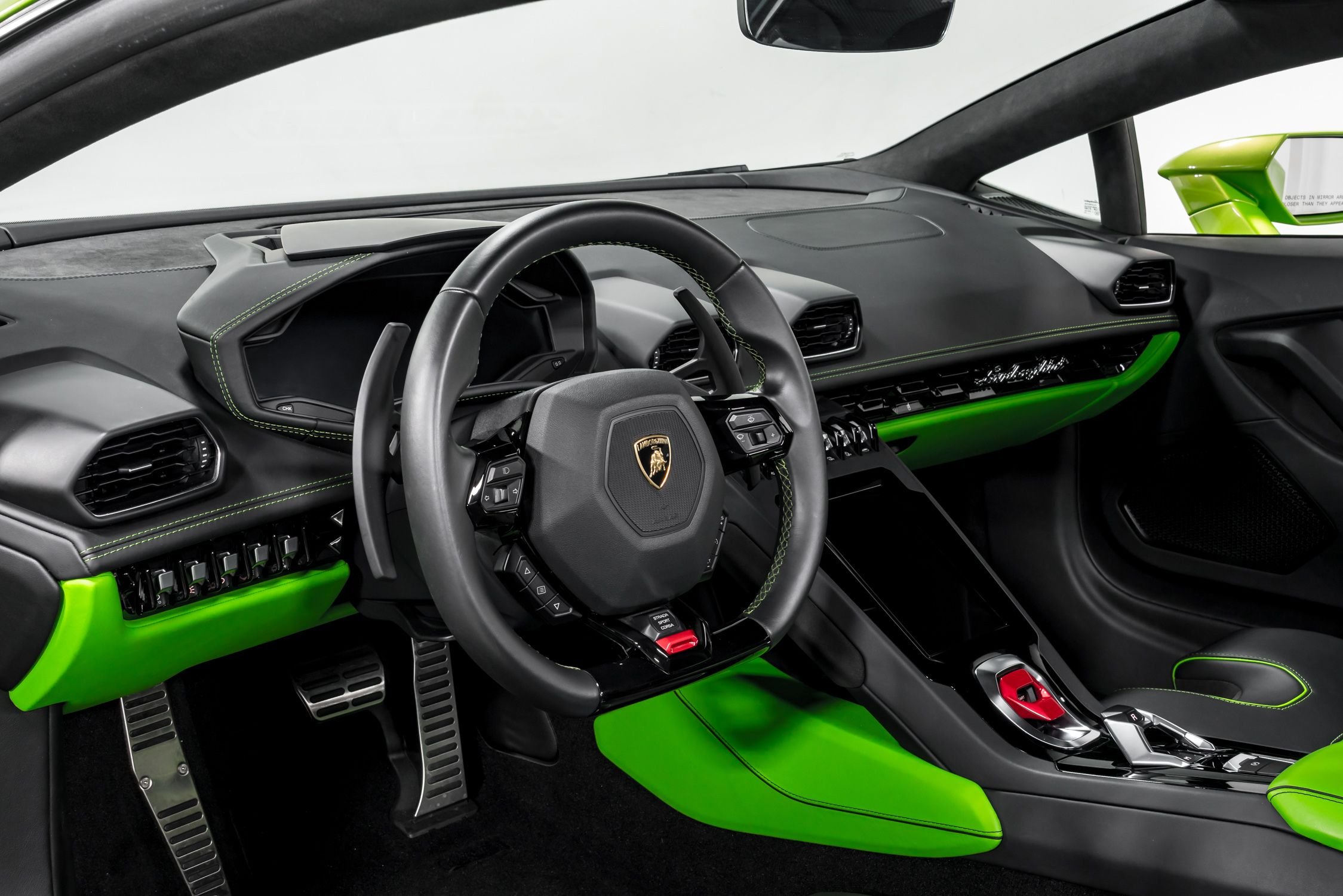 used 2022 Lamborghini Huracan EVO Coupe RWD car, priced at $274,999