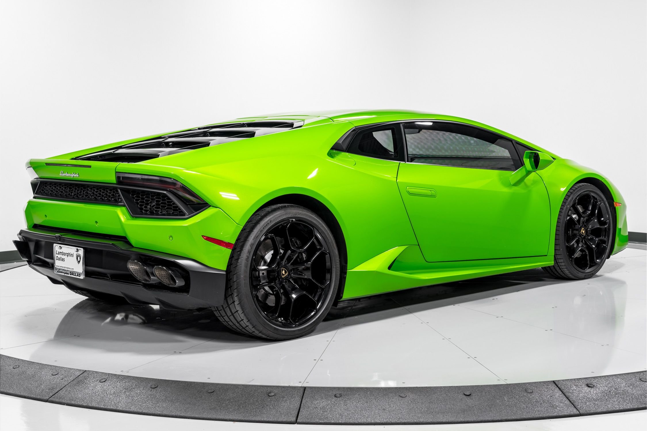 used 2018 Lamborghini Huracan LP580-2 car, priced at $204,999