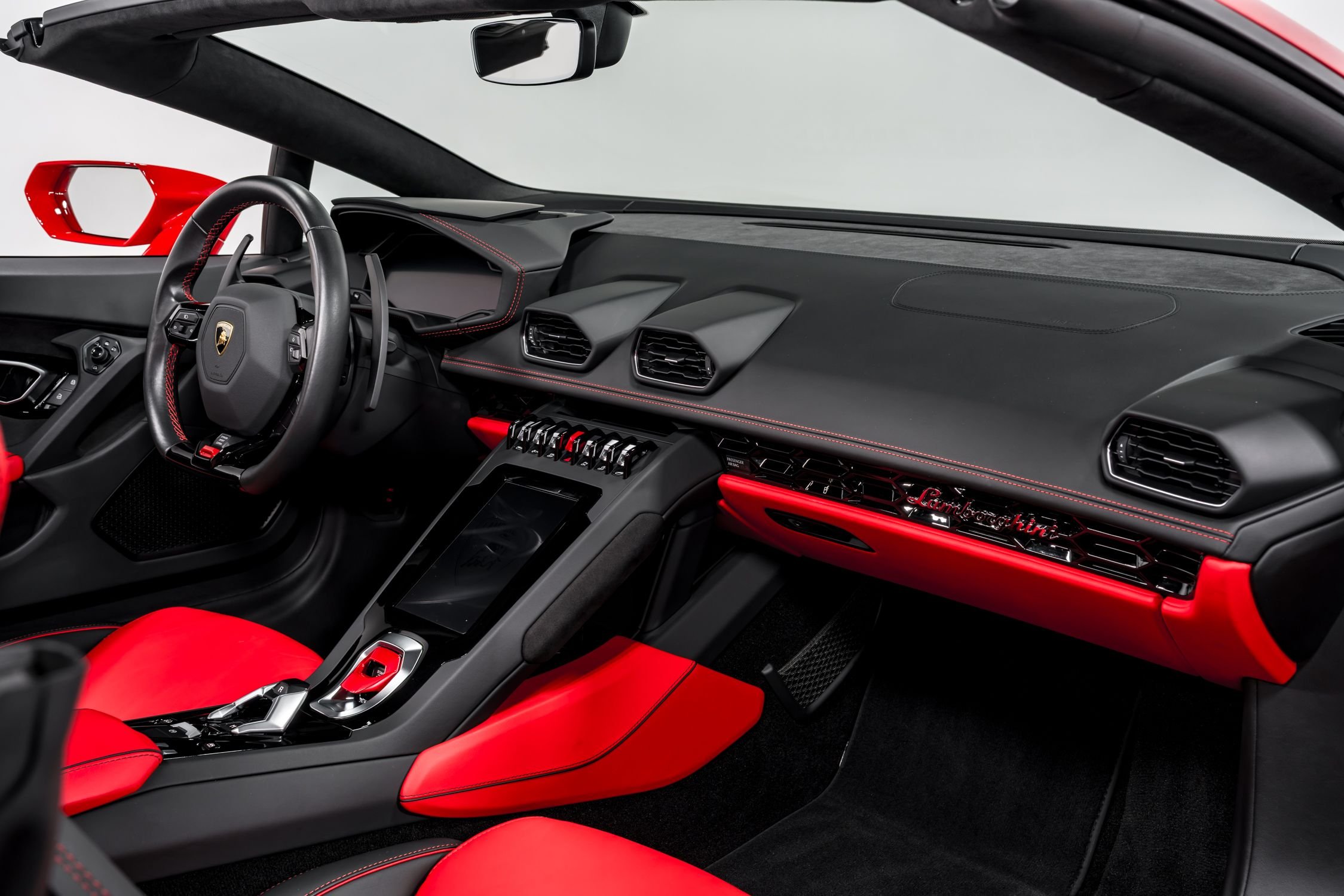 used 2023 Lamborghini Huracan EVO Spyder car, priced at $324,999