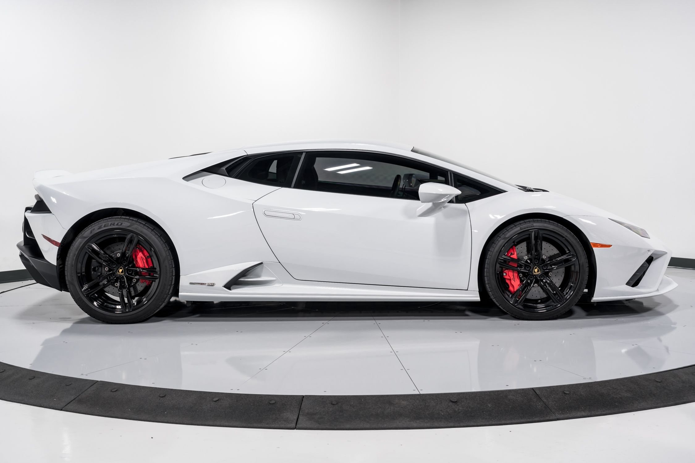 used 2021 Lamborghini Huracan EVO Coupe RWD car, priced at $259,999