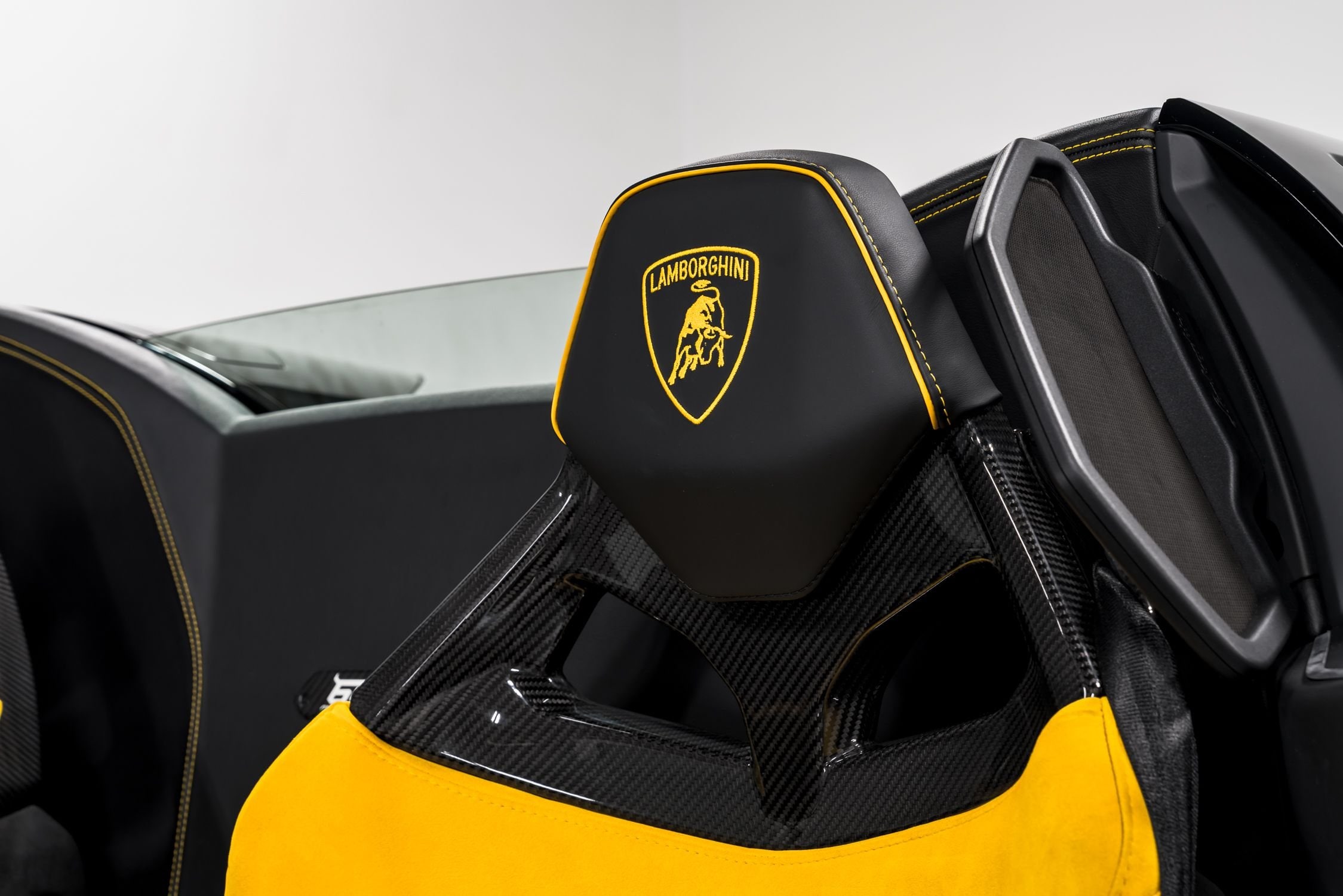 used 2023 Lamborghini Huracan EVO Spyder car, priced at $319,999