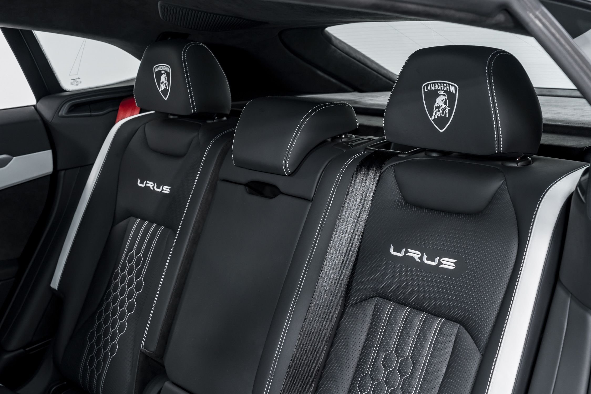 used 2023 Lamborghini Urus S car, priced at $304,999