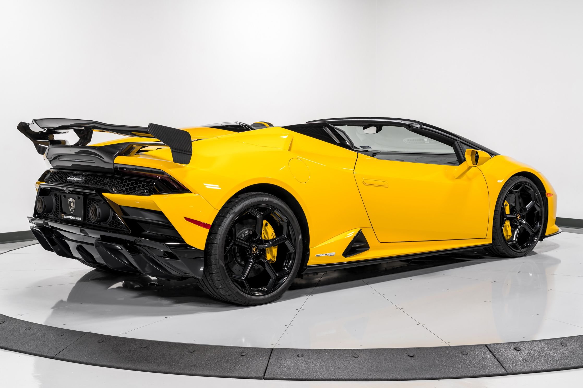 used 2023 Lamborghini Huracan EVO-2 Spyder car, priced at $319,999