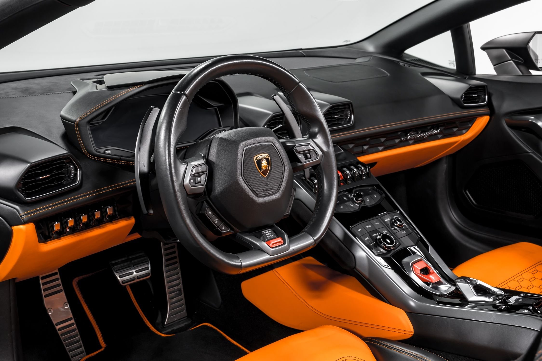 used 2017 Lamborghini Huracan LP580-2 Spyder car, priced at $229,999