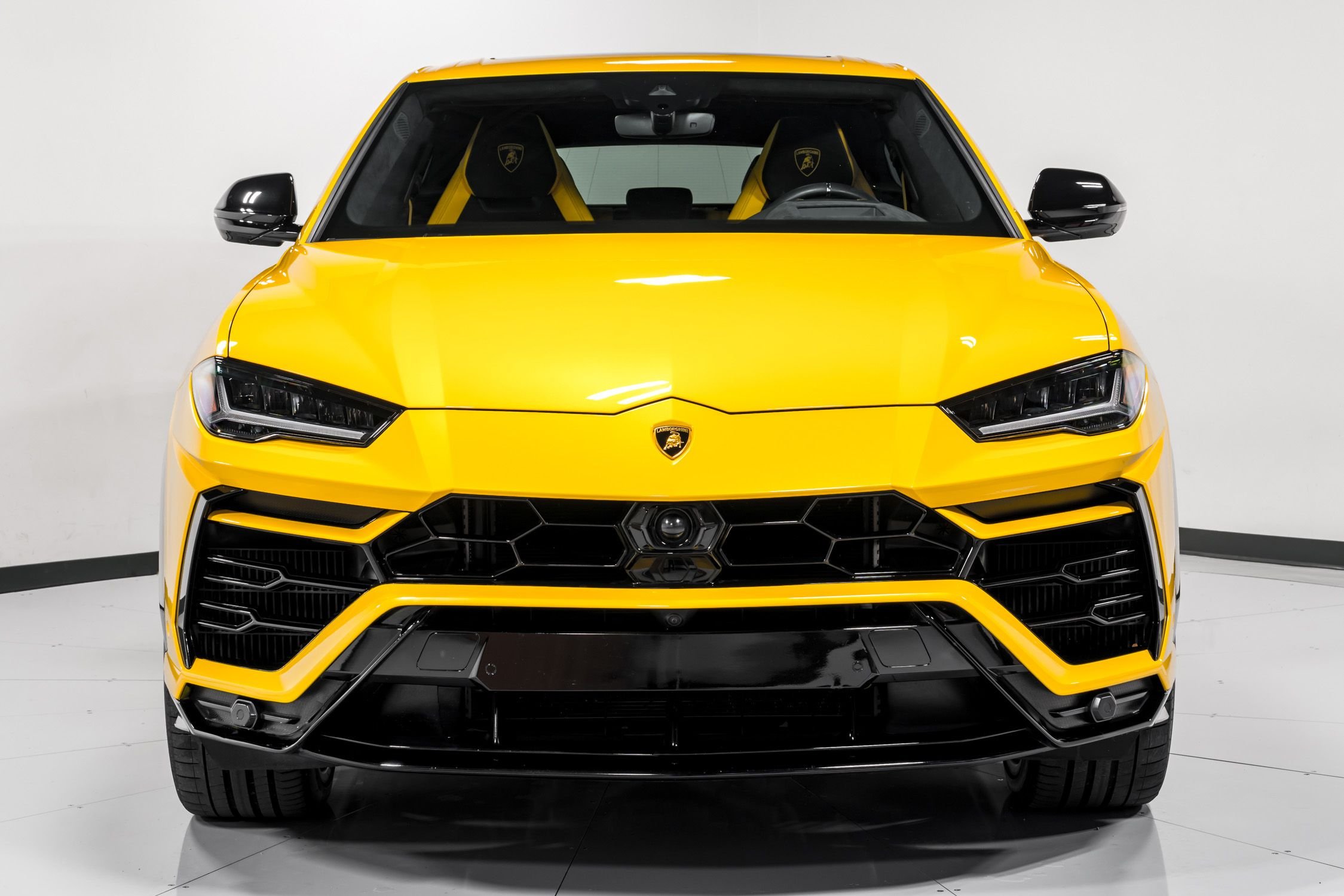 used 2022 Lamborghini Urus car, priced at $224,999