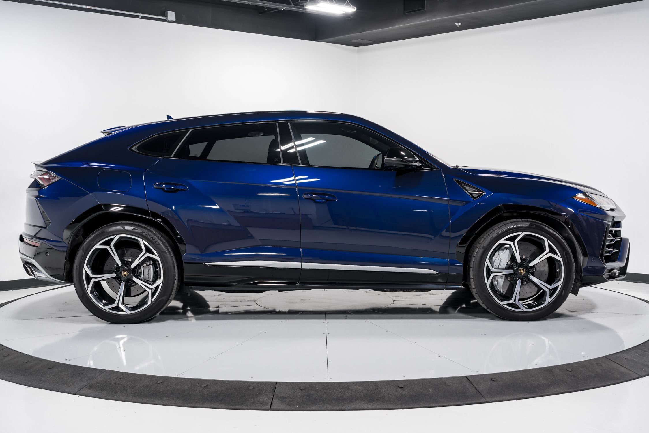 used 2020 Lamborghini Urus car, priced at $179,999