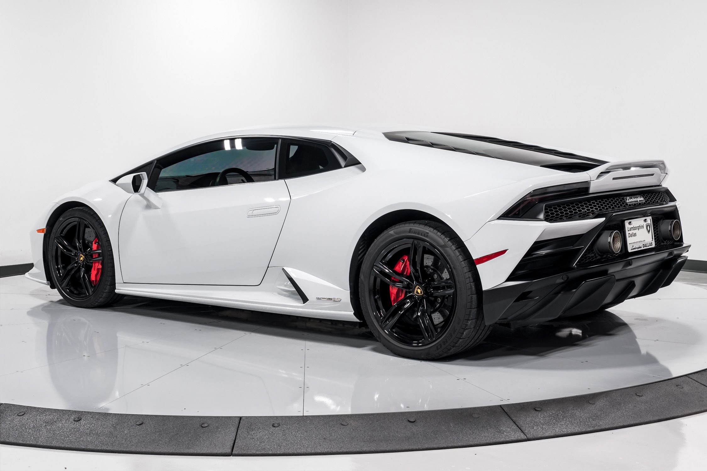 used 2021 Lamborghini Huracan EVO Coupe RWD car, priced at $259,999