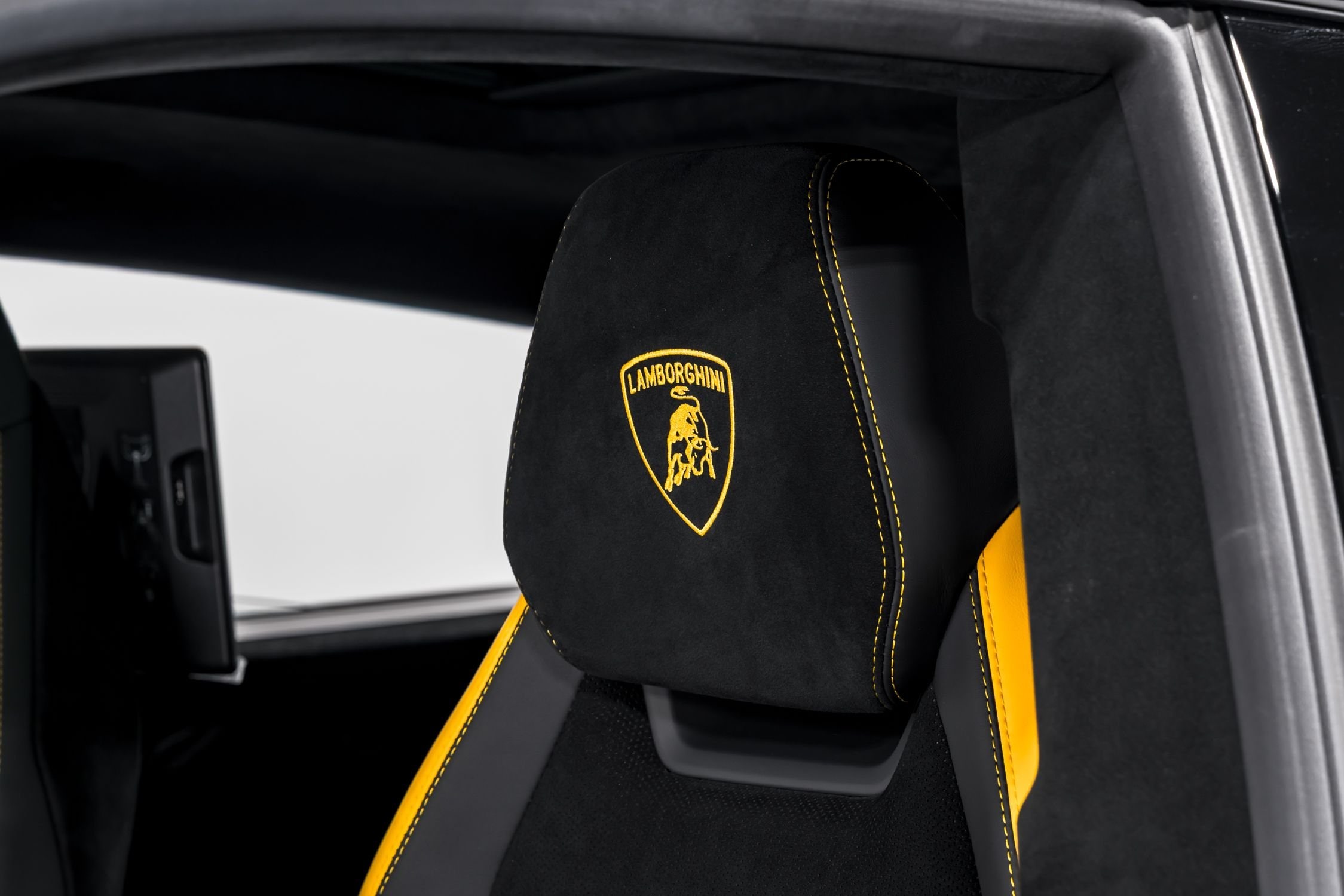used 2024 Lamborghini Urus Performante car, priced at $319,999