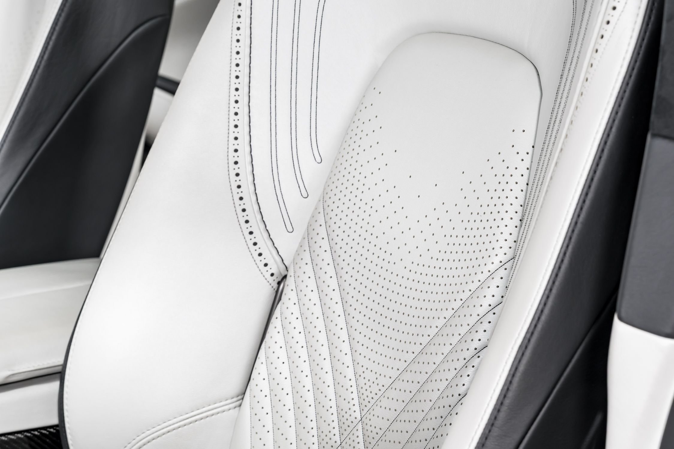 used 2021 Aston Martin DBX car, priced at $99,999