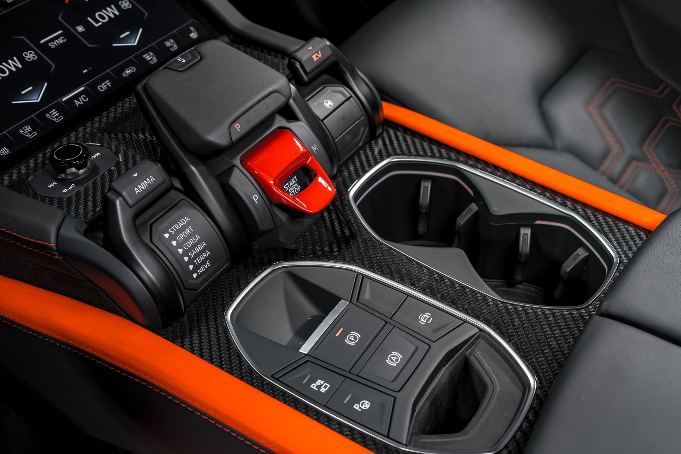 used 2025 Lamborghini Urus SE car, priced at $339,999