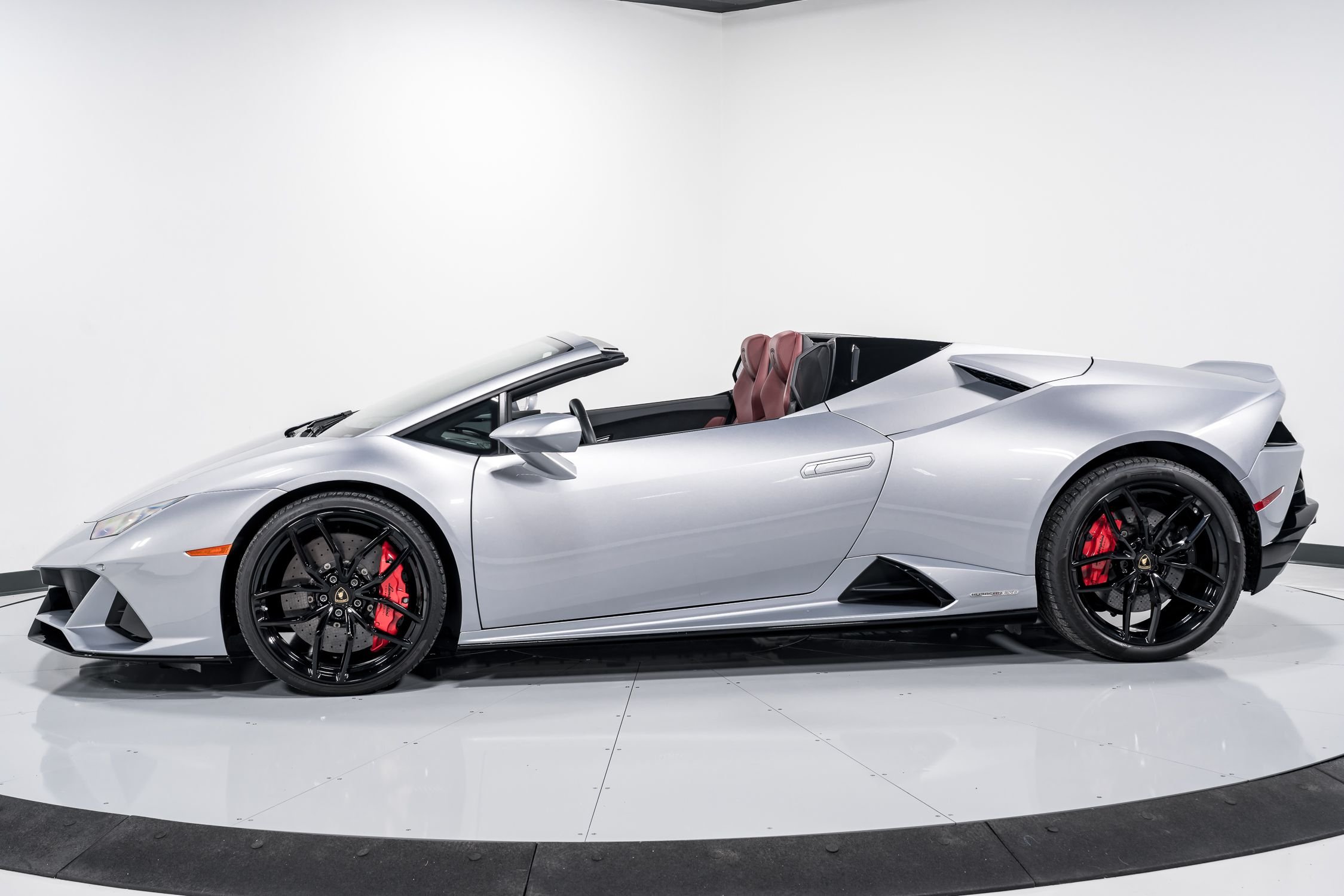 used 2020 Lamborghini Huracan Evo Spyder AWD car, priced at $284,999