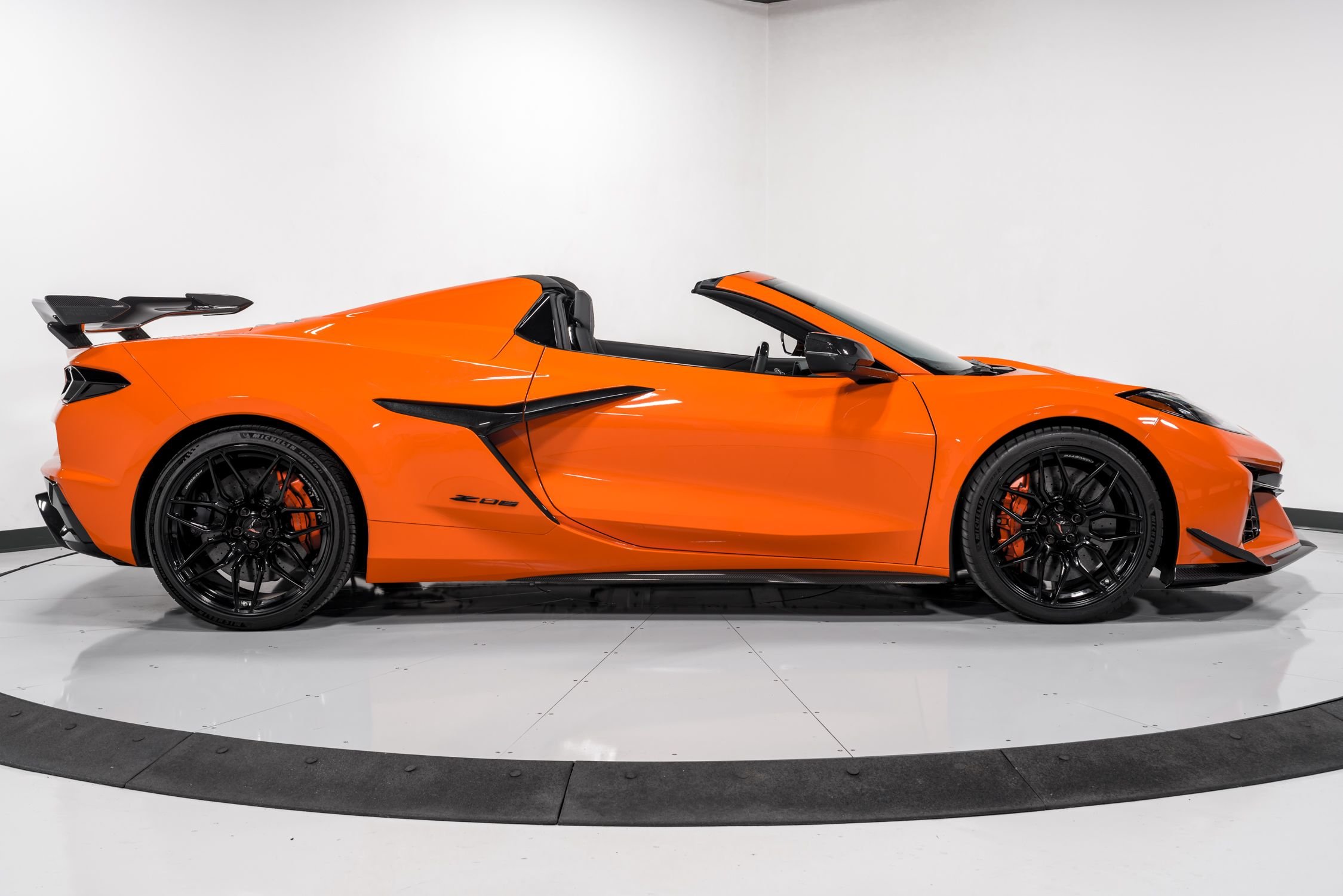 used 2024 Chevrolet Corvette Z06 car, priced at $138,999