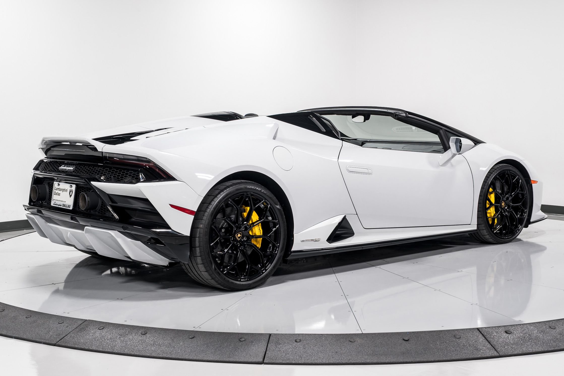 used 2023 Lamborghini Huracan EVO Spyder car, priced at $319,999