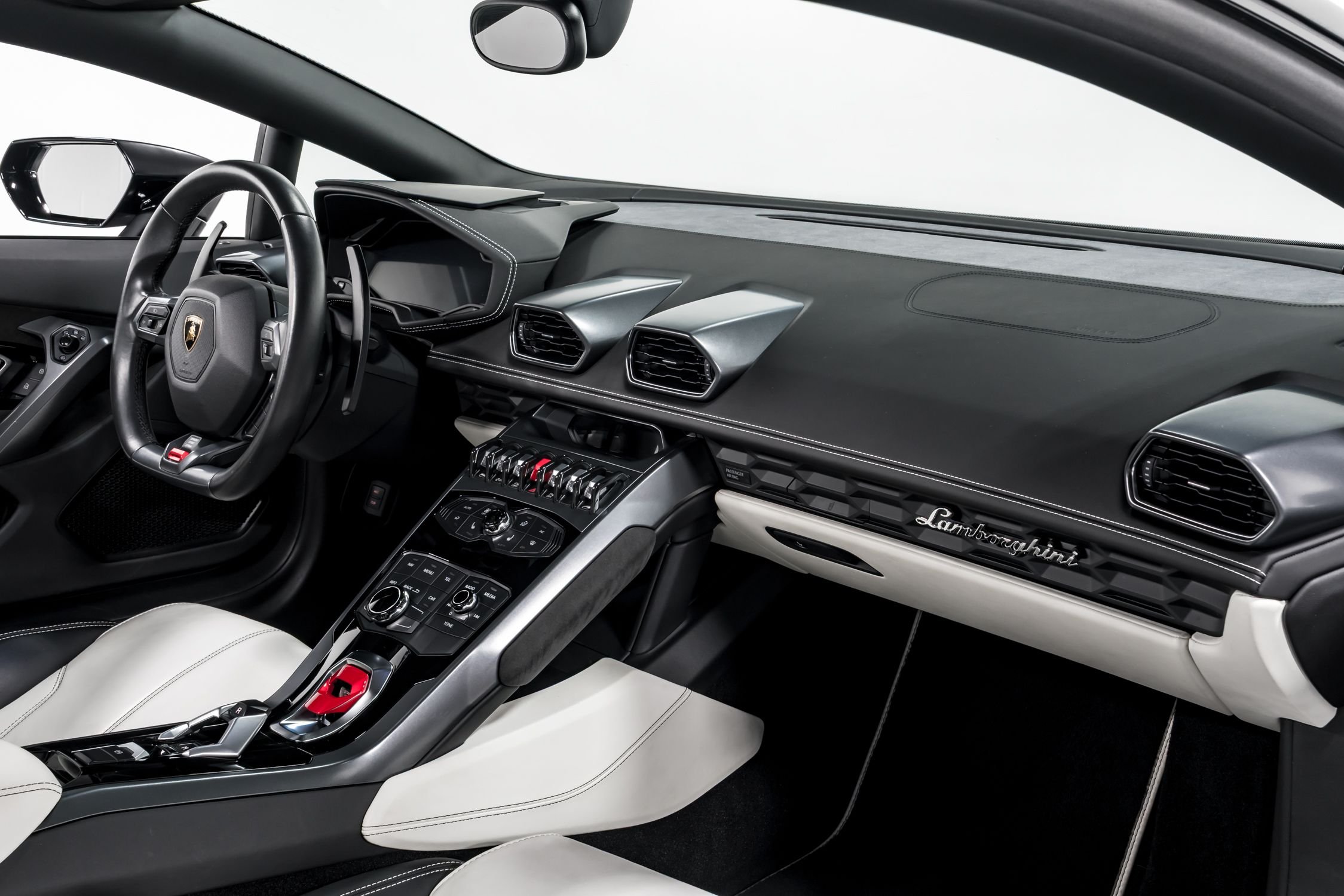 used 2015 Lamborghini Huracan LP610-4 Coupe car, priced at $219,999