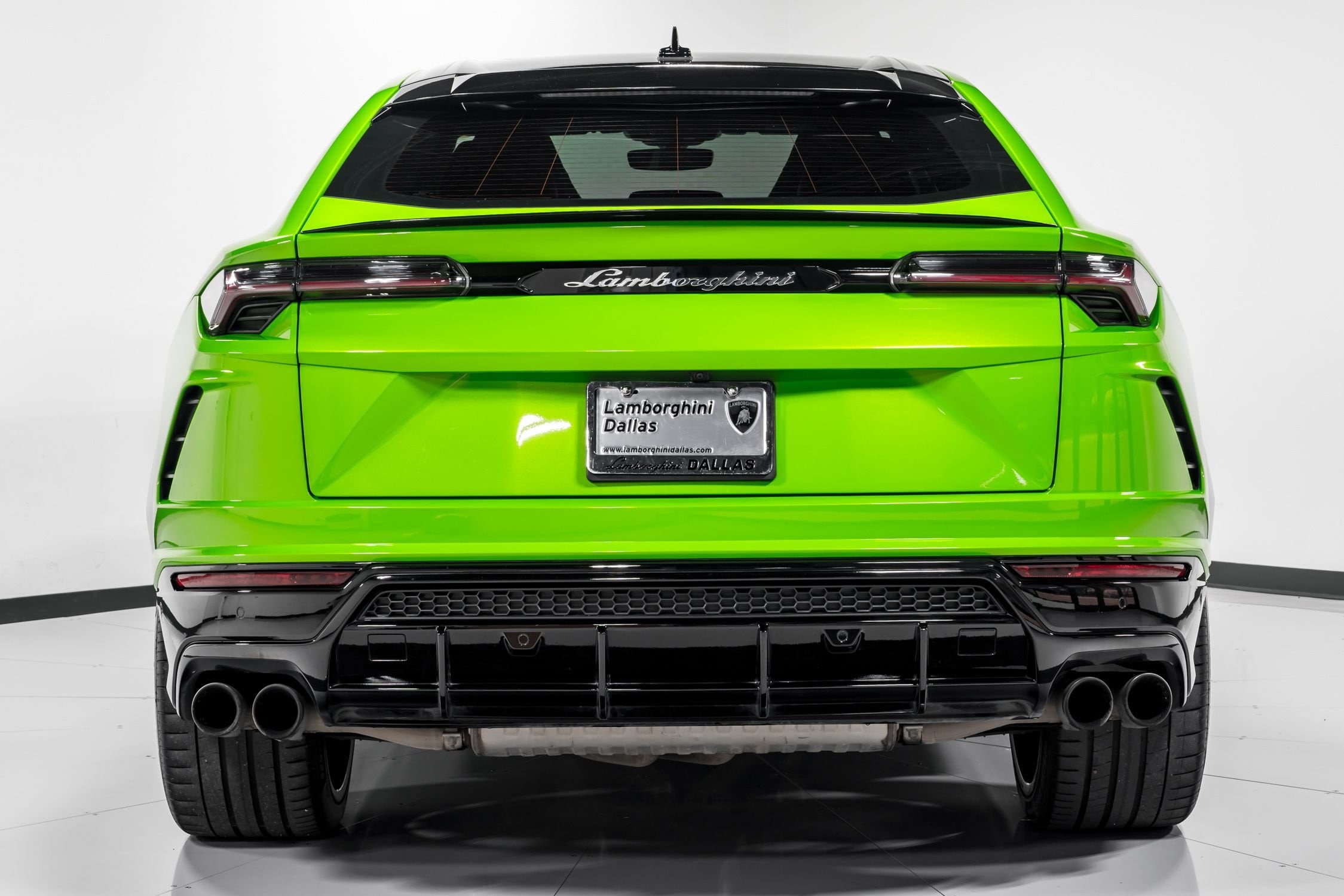 used 2022 Lamborghini Urus car, priced at $239,999