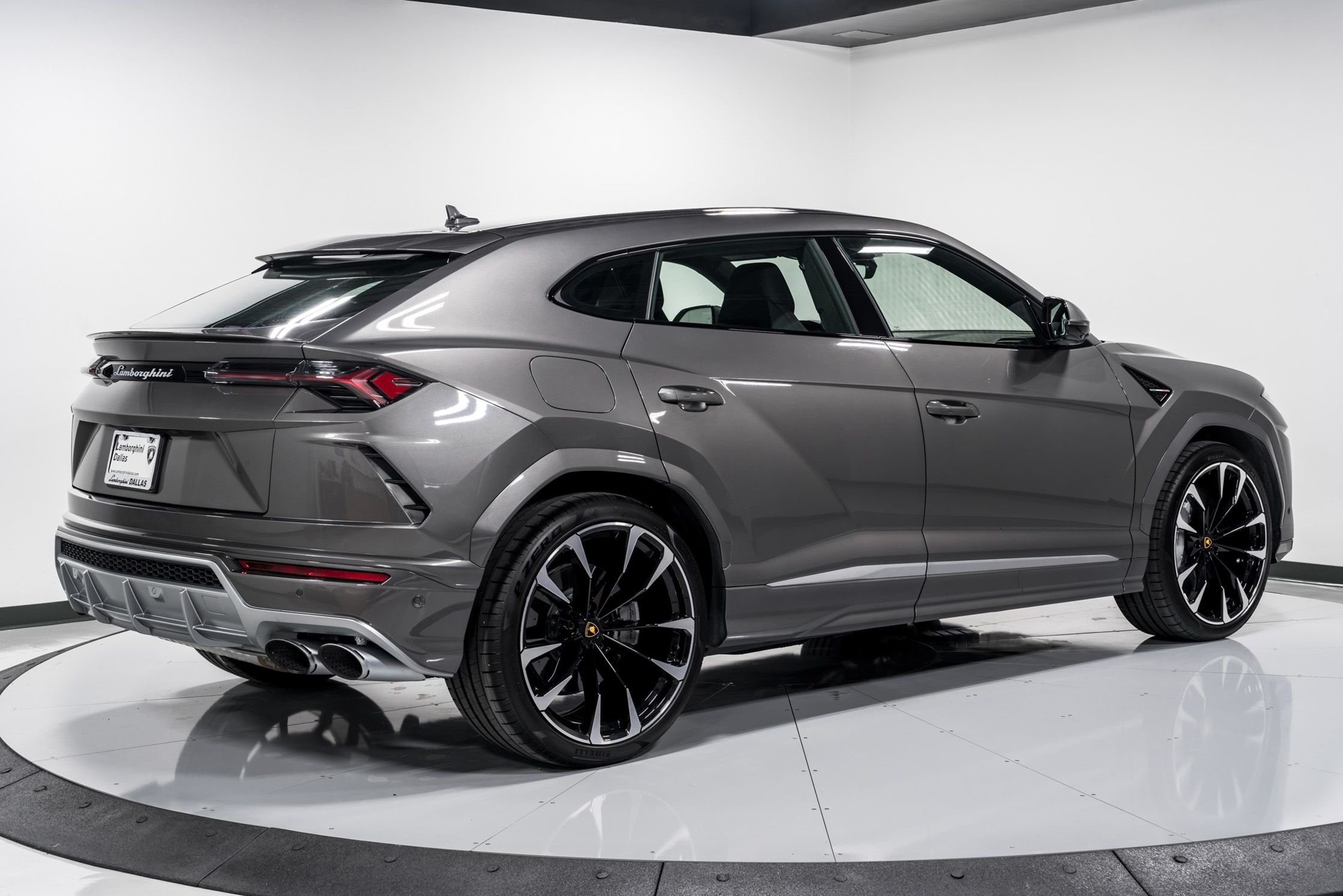 used 2021 Lamborghini Urus car, priced at $209,999