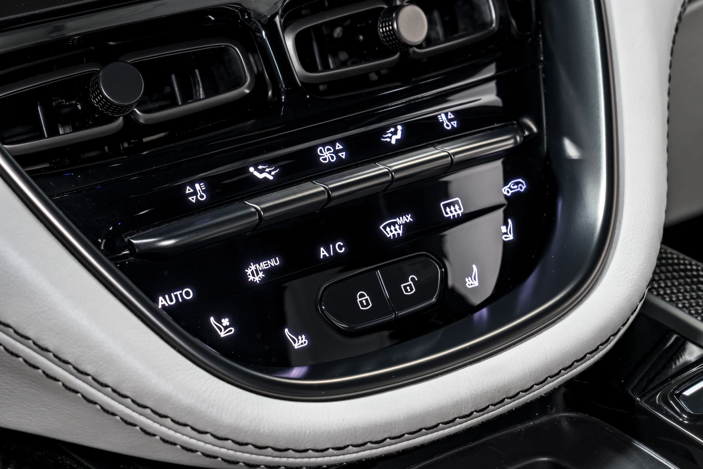 used 2021 Aston Martin DBX car, priced at $99,999
