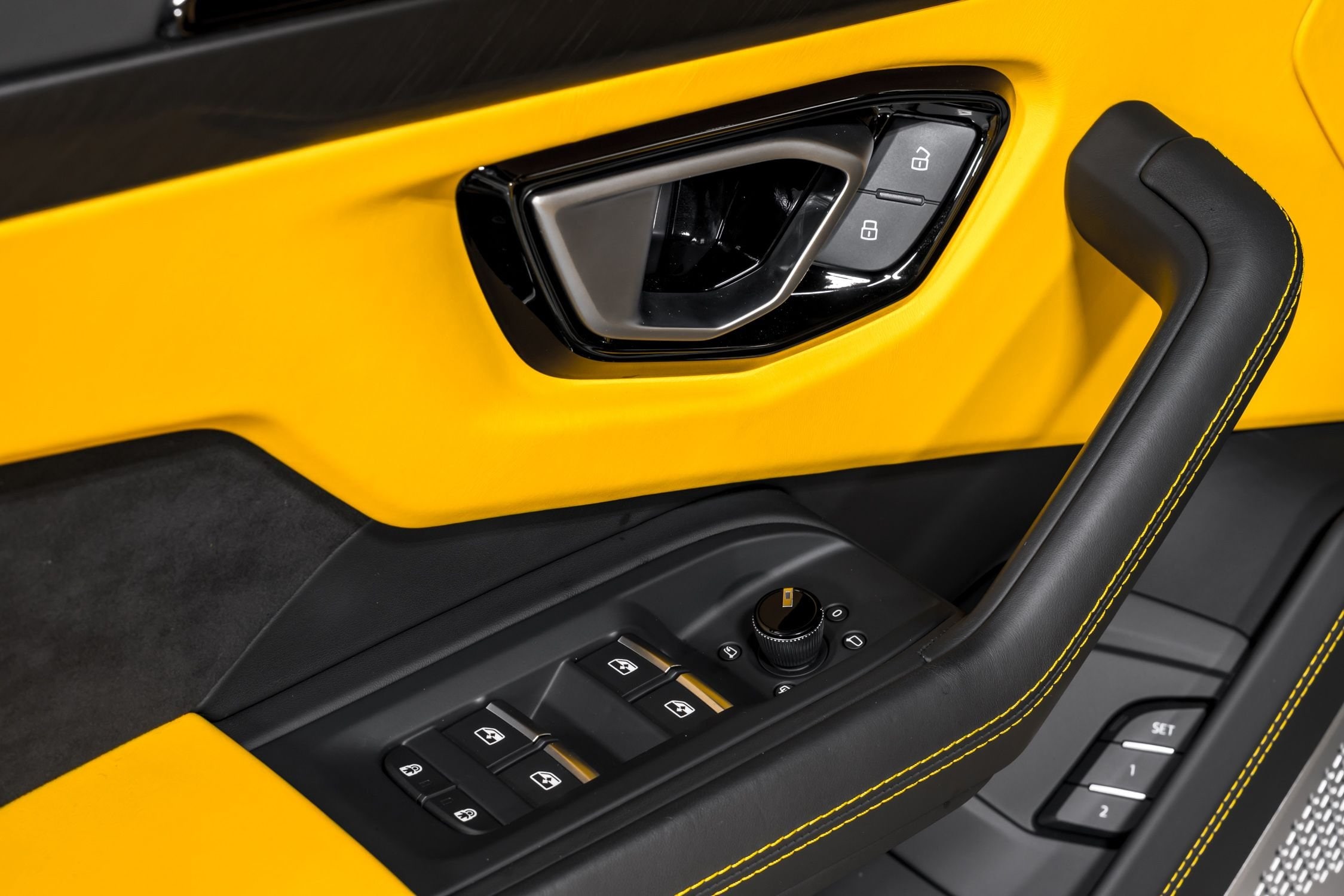 used 2022 Lamborghini Urus car, priced at $239,999