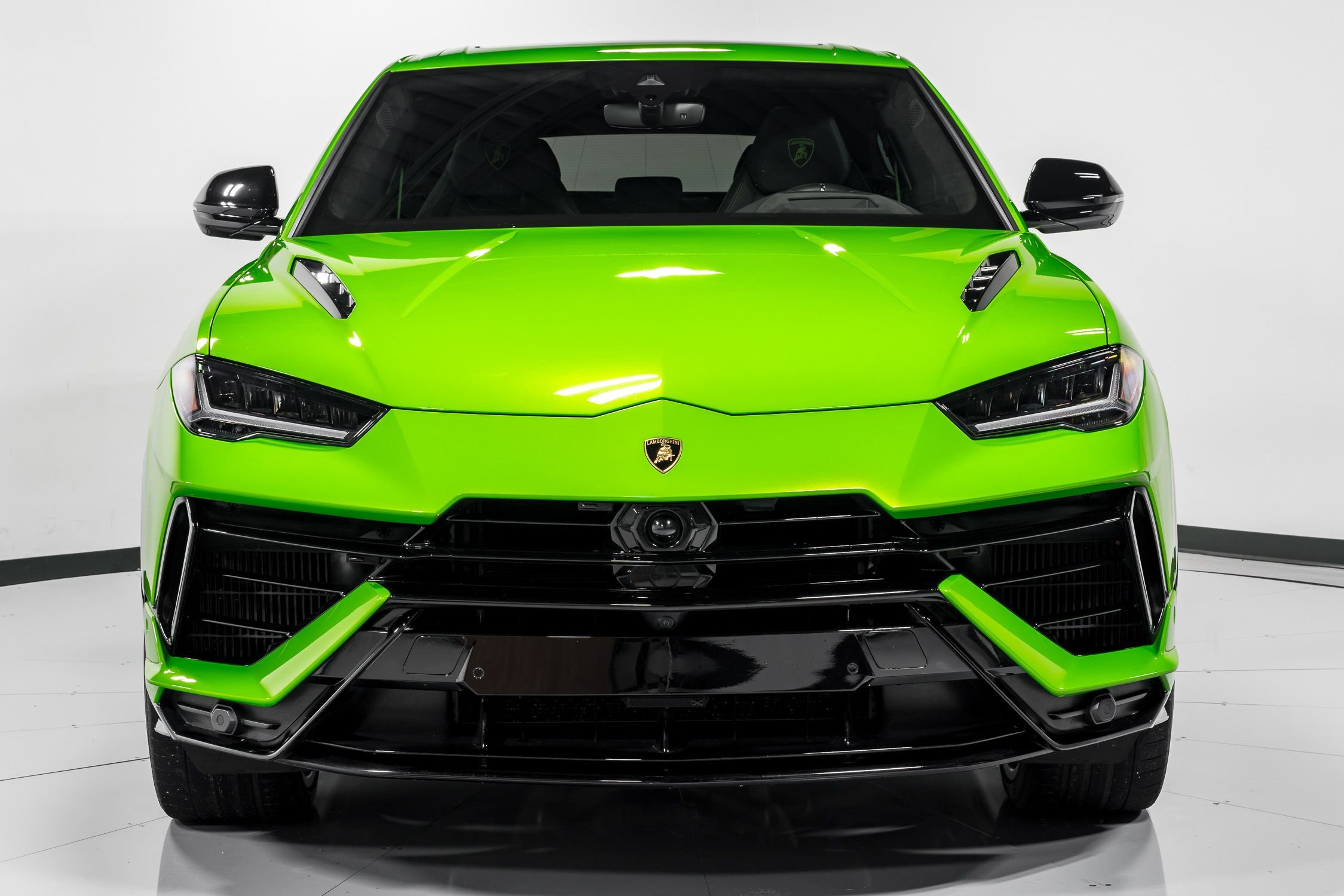 used 2023 Lamborghini Urus S car, priced at $269,999